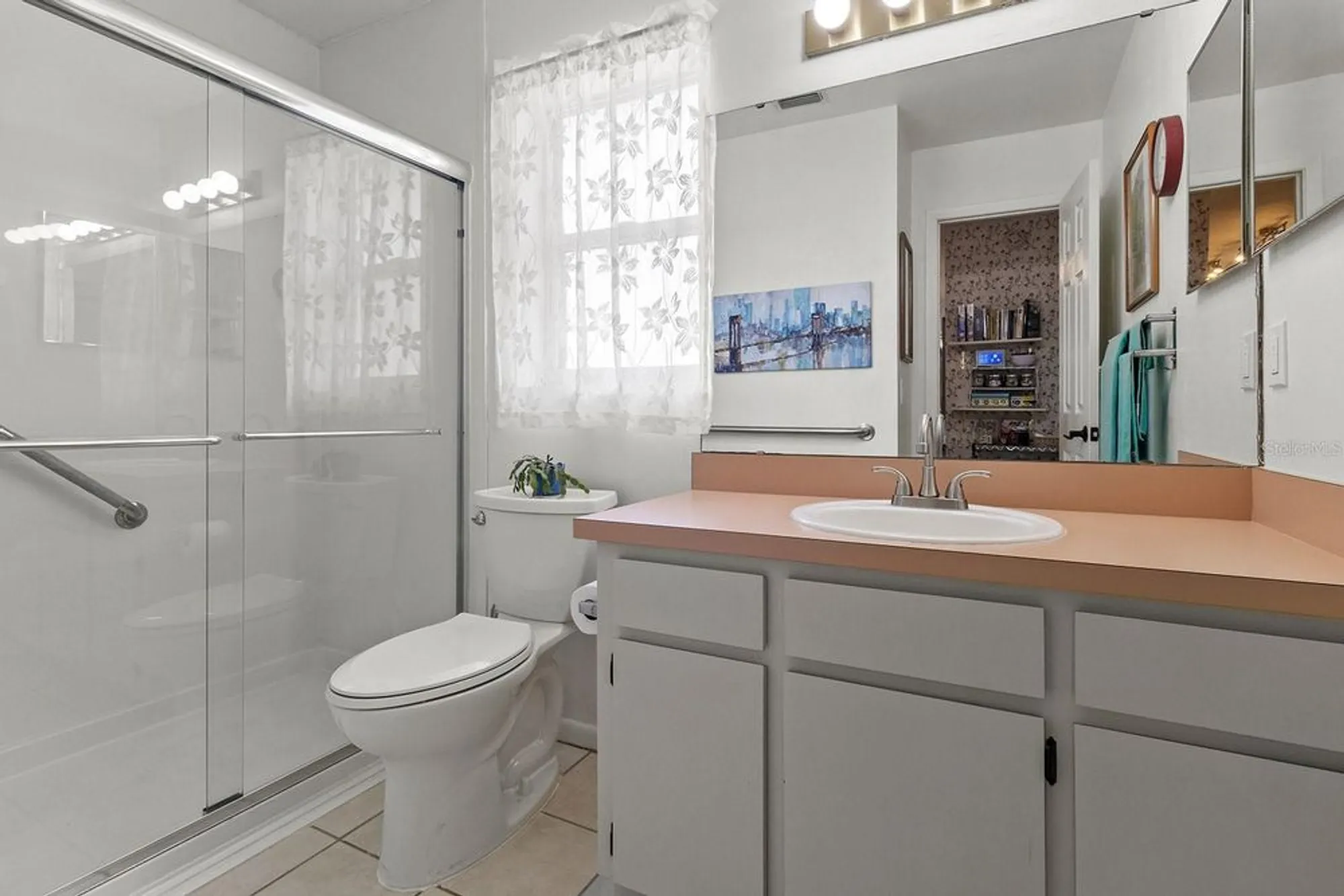 Property Slideshow image 17 of 33 | 4846 colonnades club blvd, Lakeland, FL, 33811