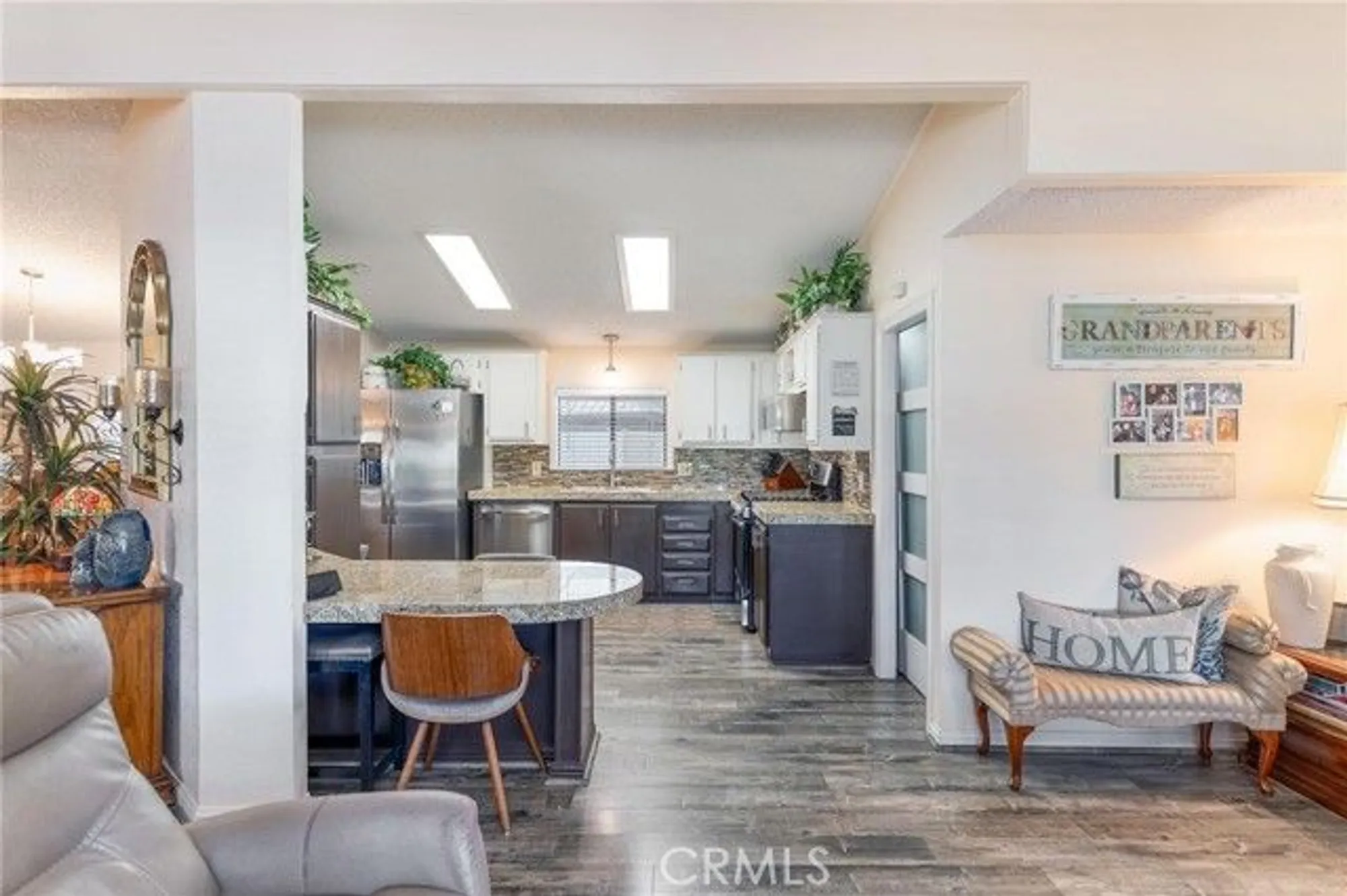 Property Slideshow image 7 of 49 | 38124 calle amigable, Murrieta, CA, 92563