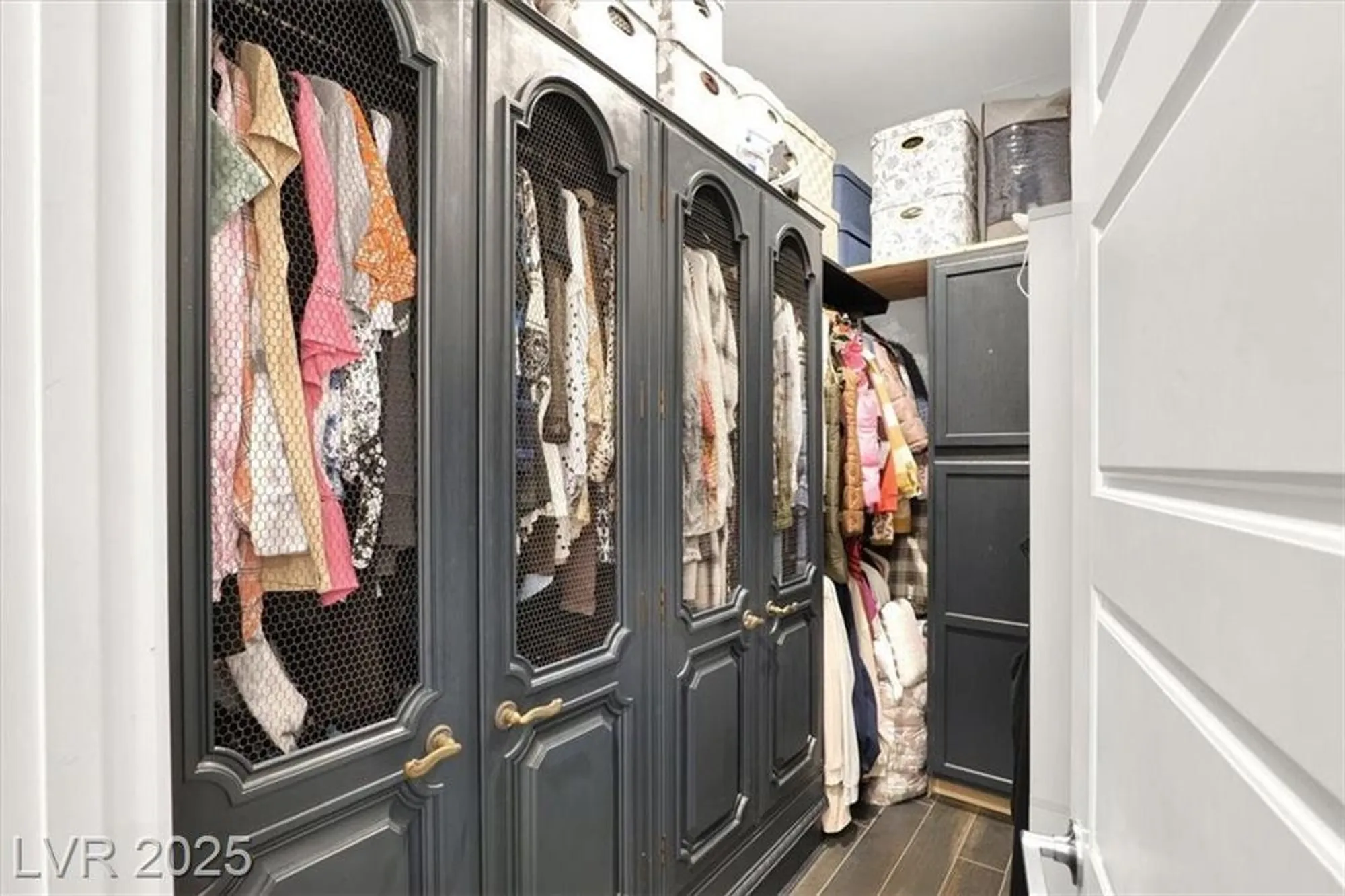 Property Slideshow image 8 of 45 | 727 chopin hills st, Henderson, NV, 89011