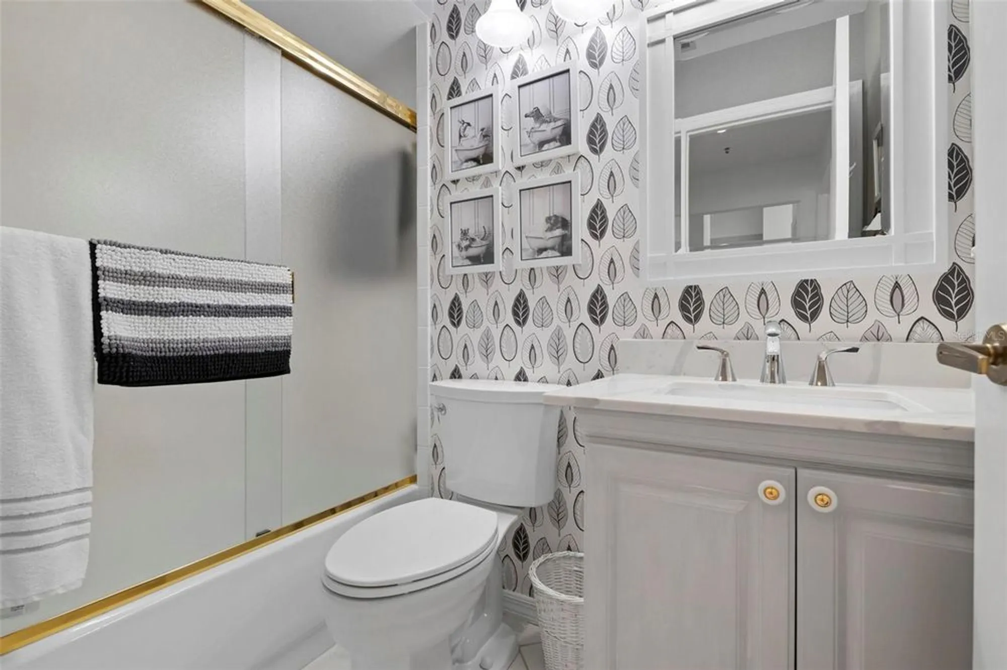 Property Slideshow image 31 of 48 | 6609 stone river rd 206, Bradenton, FL, 34203