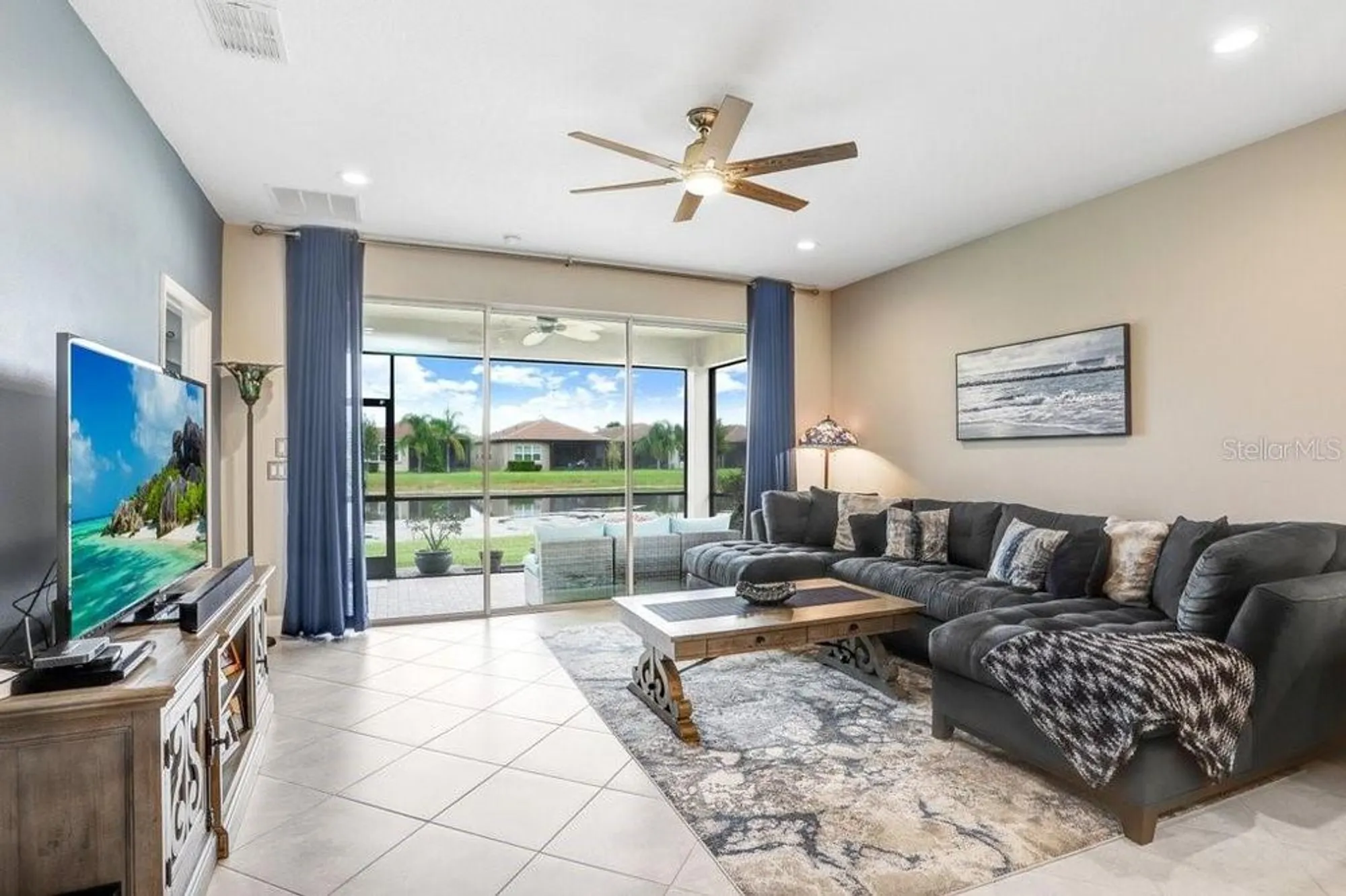 Property Slideshow image 13 of 35 | 4749 avila lakes dr, Wimauma, FL, 33598