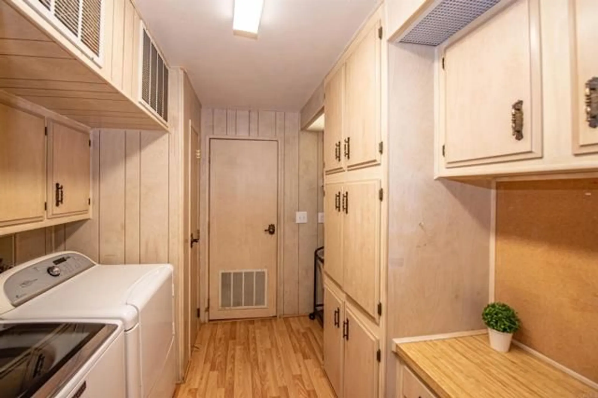 Property Slideshow image 29 of 67 | 38210 via taffia, Murrieta, CA, 92563