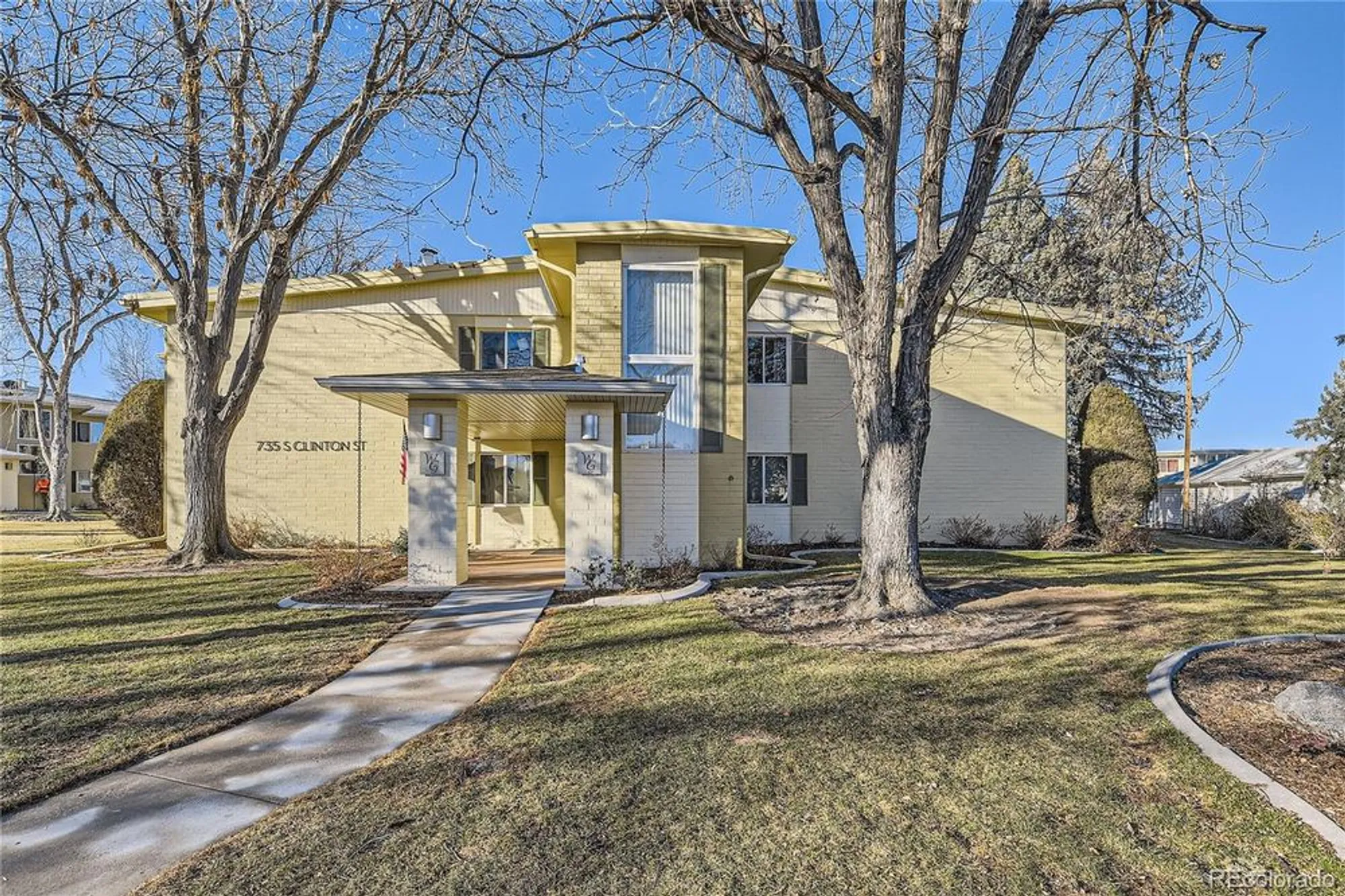 Property Slideshow image 1 of 15 | 735 s clinton st apt 5b, Denver, CO, 80247