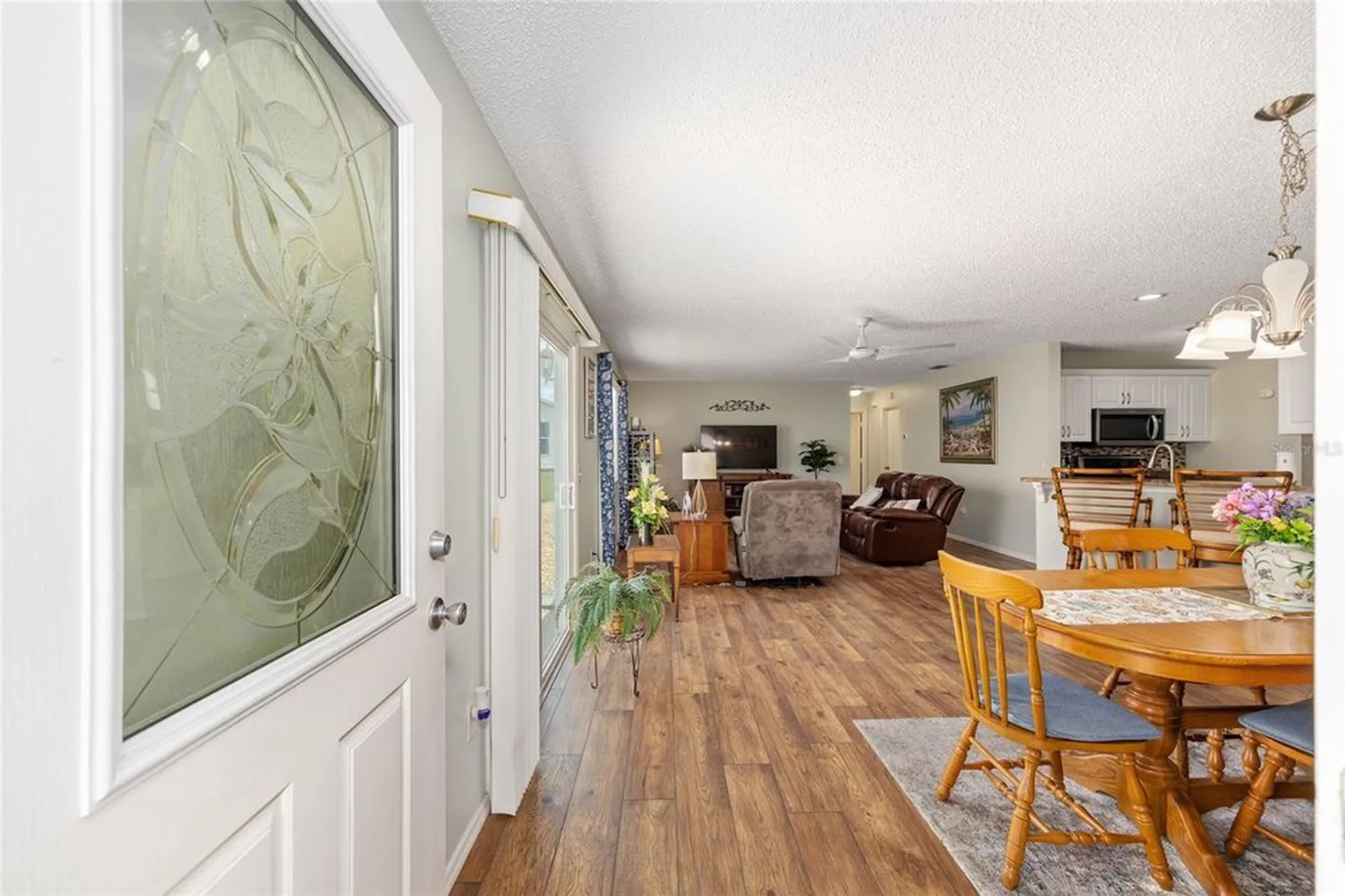 Property Slideshow image 8 of 45 | 2805 burgos dr, The Villages, FL, 32162