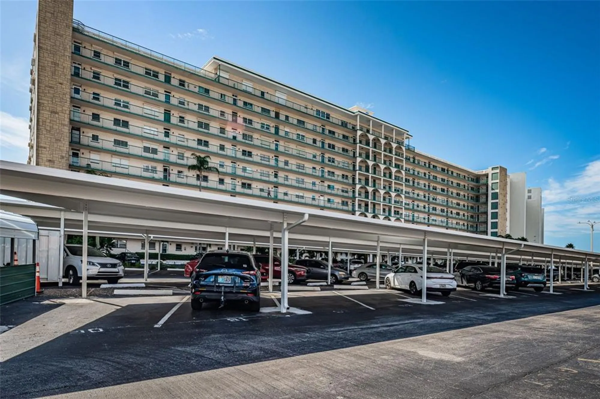 Property Slideshow image 7 of 82 | 6020 shore blvd 1009, Gulfport, FL, 33707