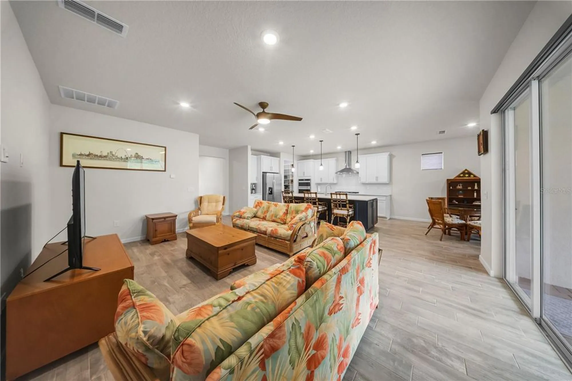 Property Slideshow image 12 of 28 | 2698 river creek ln, Saint Cloud, FL, 34771