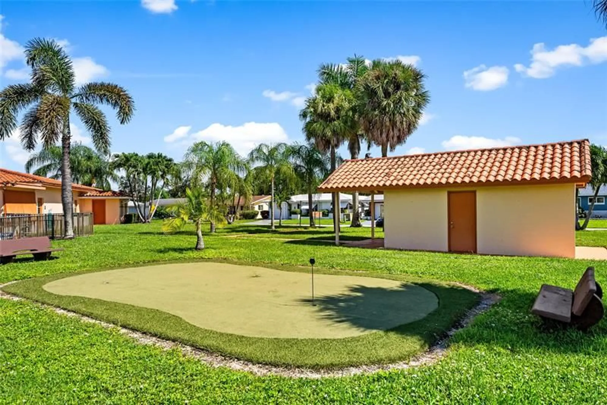 Property Slideshow image 31 of 34 | 4524 nw 43rd ave, Tamarac, FL, 33319