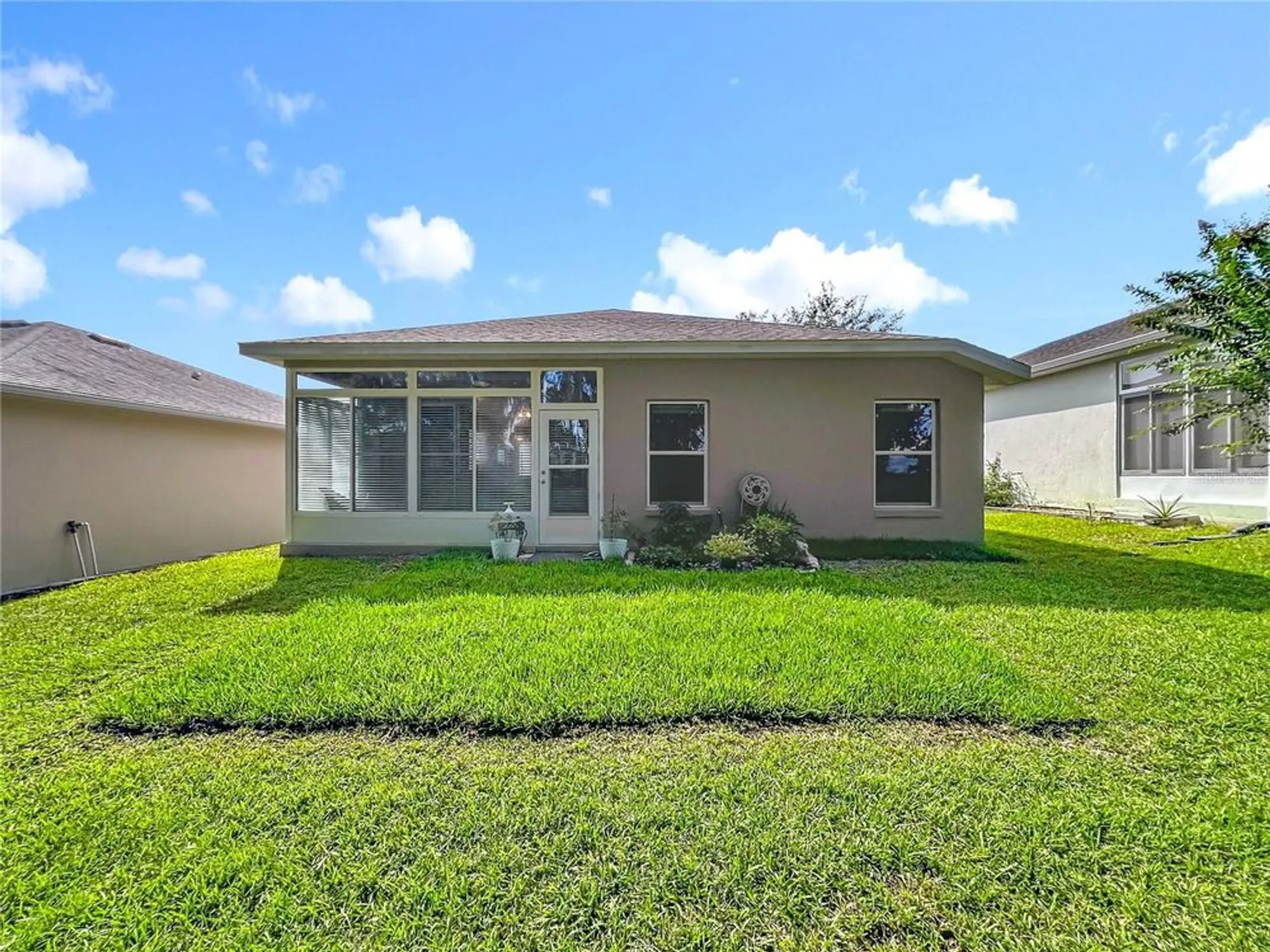 Property Slideshow image 46 of 59 | 5643 bounty cir, Tavares, FL, 32778