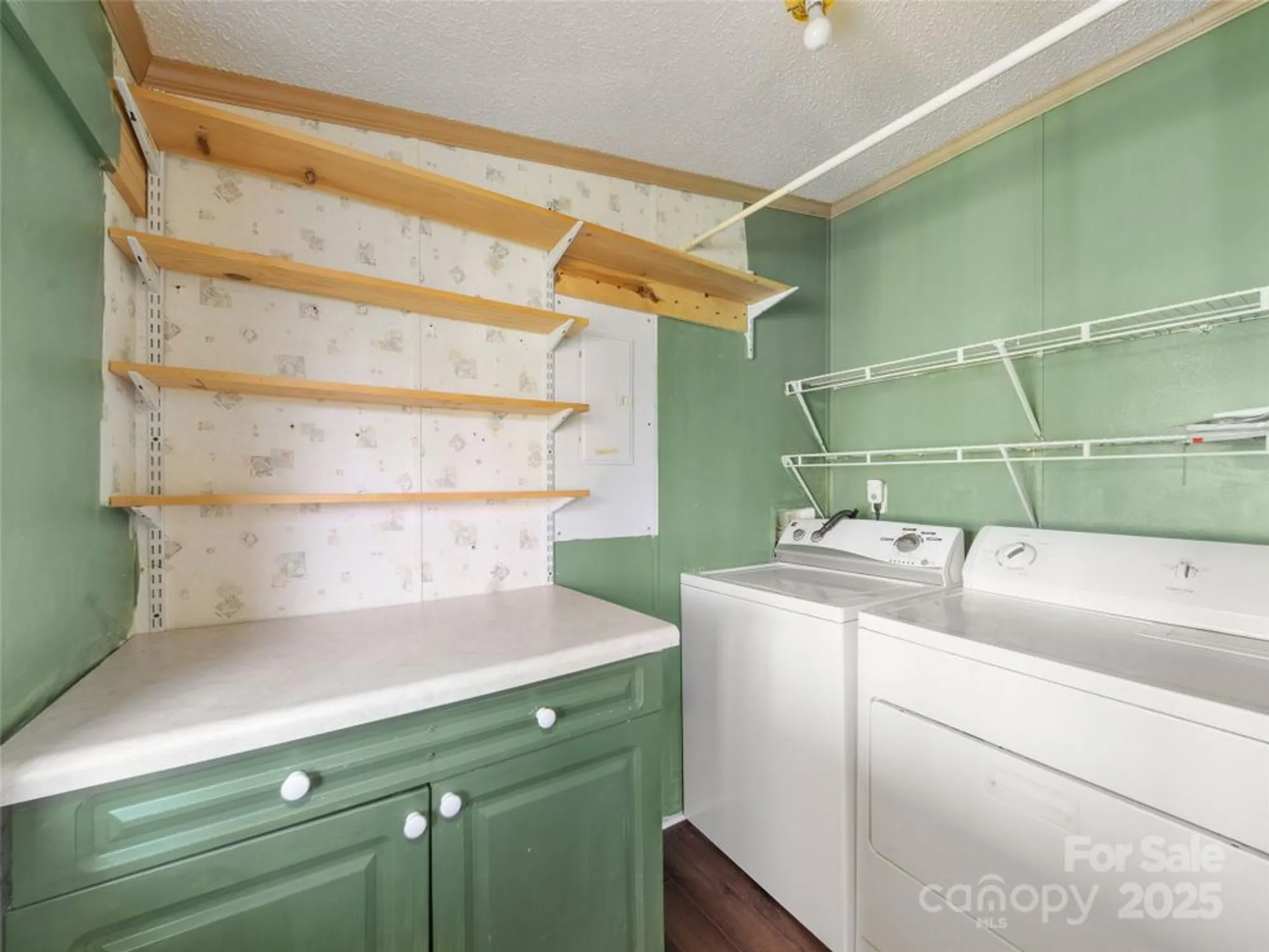 Property Slideshow image 10 of 42 | 236 white ash cir, Hendersonville, NC, 28739