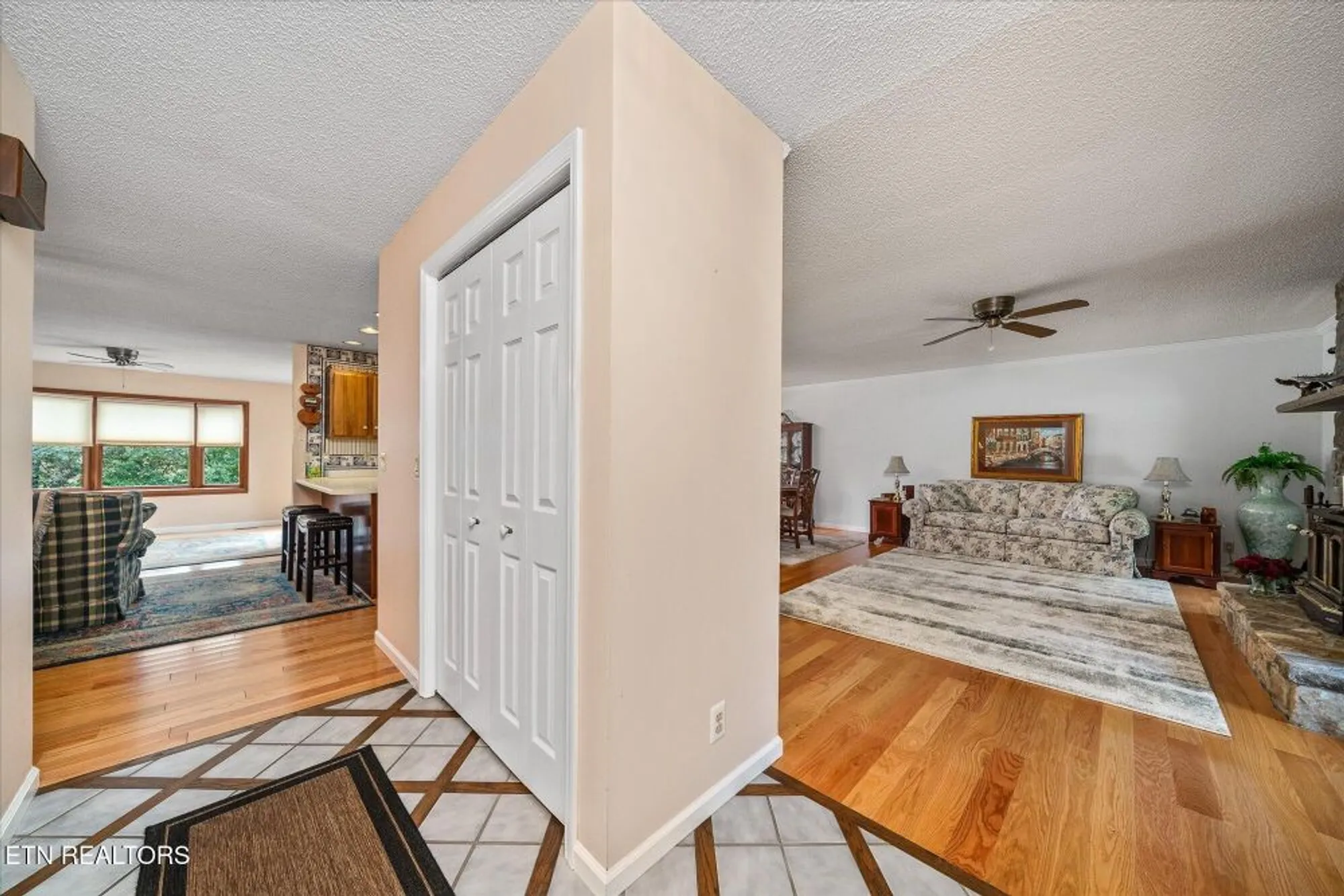 Property Slideshow image 4 of 44 | 34 beachwood ln, Crossville, TN, 38558