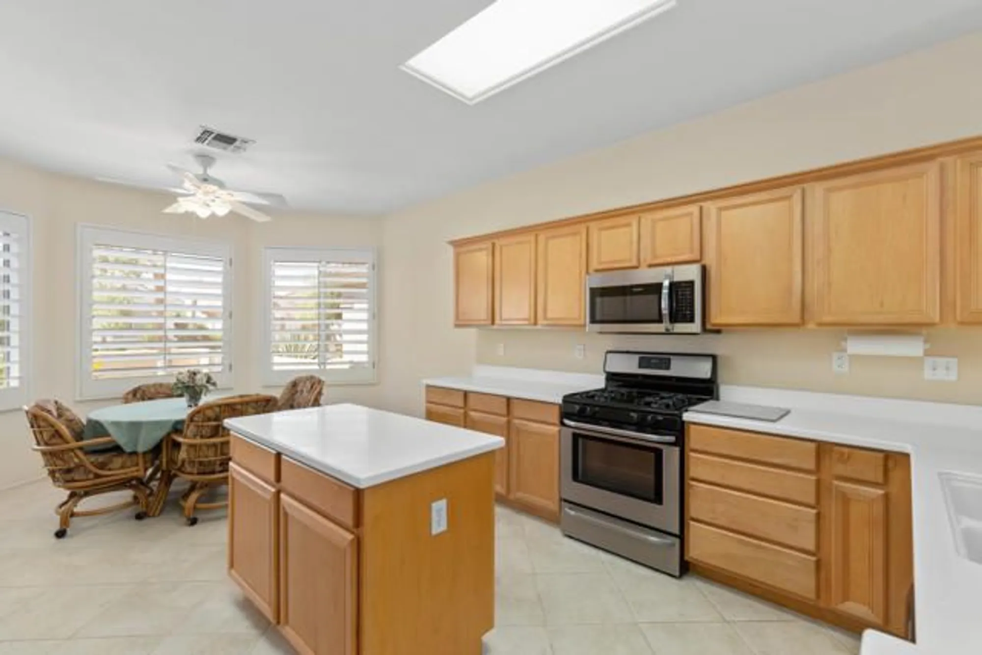 Property Slideshow image 20 of 71 | 78664 platinum dr, Palm Desert, CA, 92211