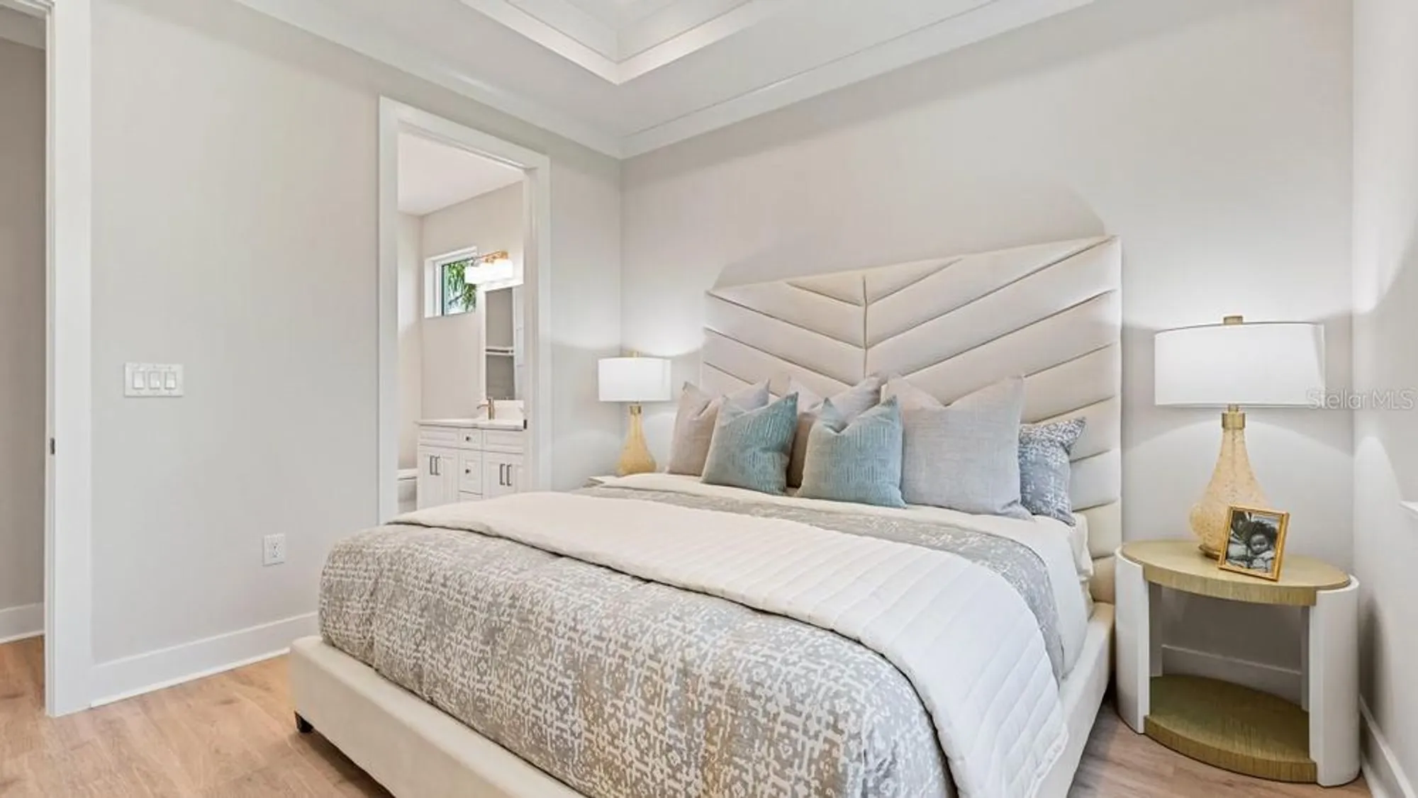 Property Slideshow image 23 of 62 | 4070 santa caterina blvd # 101, Bradenton, FL, 34211