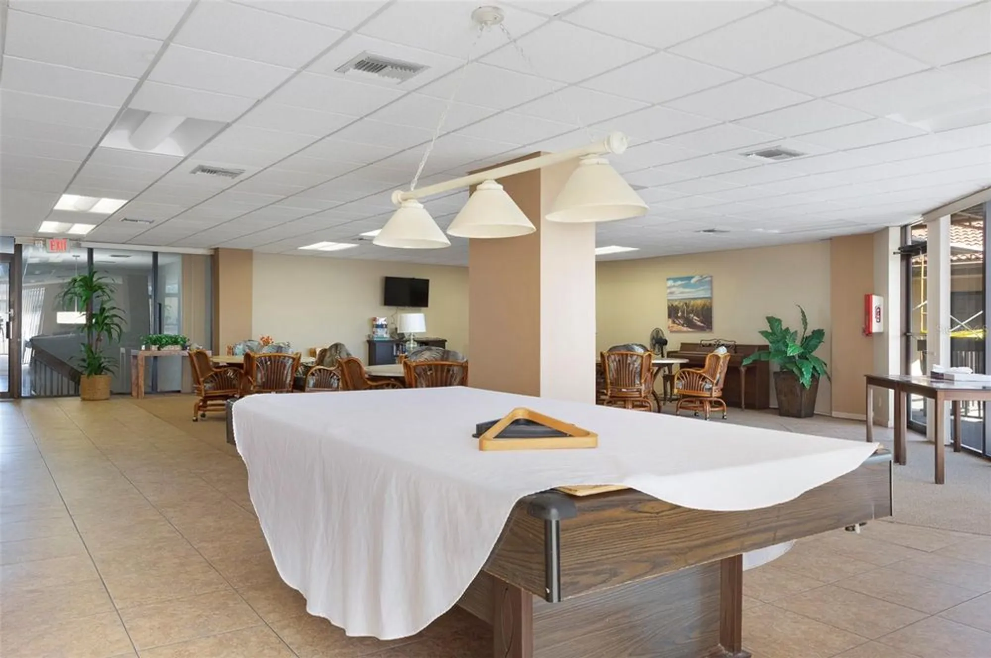 Property Slideshow image 19 of 27 | 6104 palma del mar blvd s apt 405, Saint Petersburg, FL, 33715