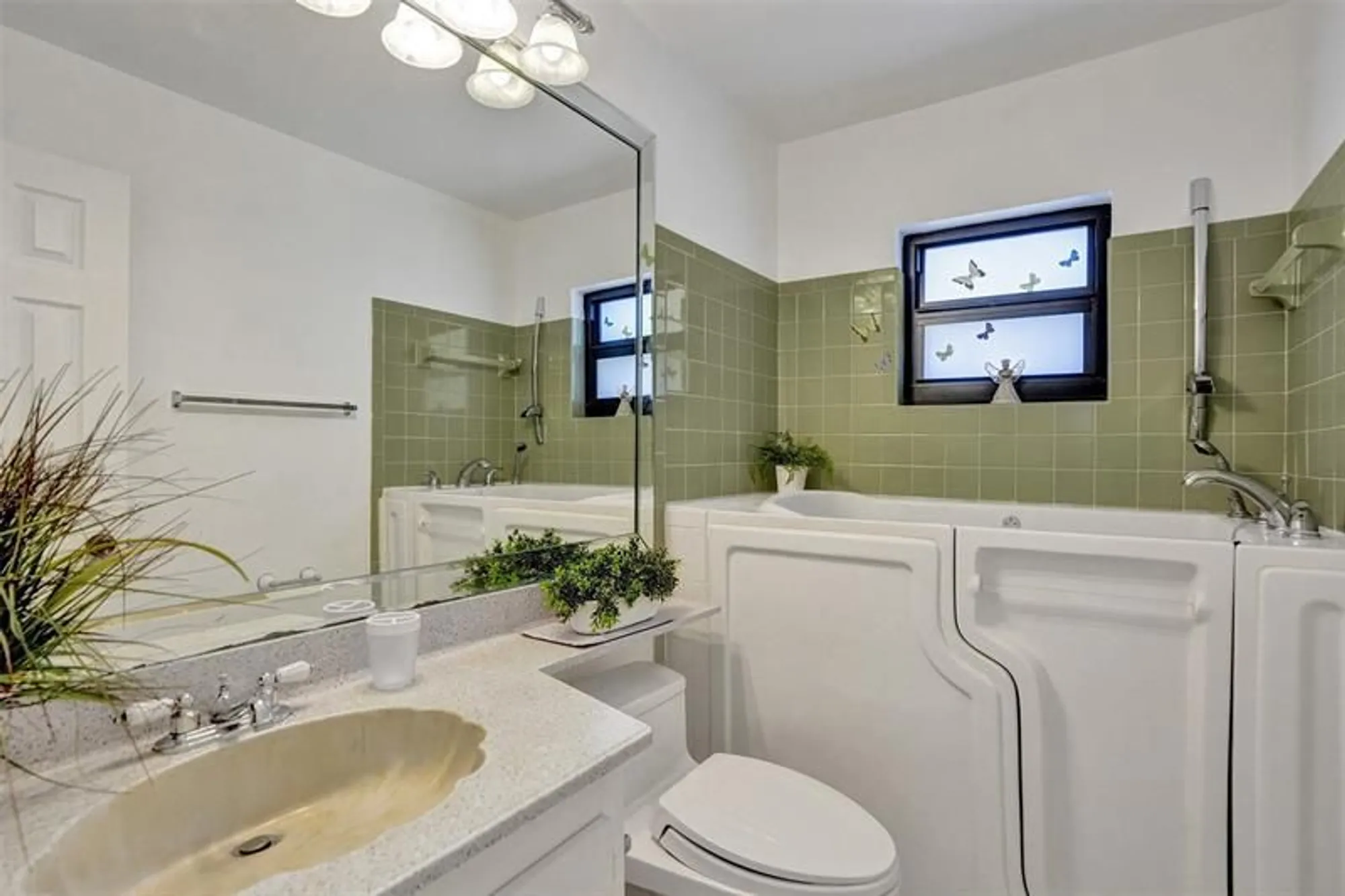 Property Slideshow image 38 of 85 | 2261 sw 15th pl, Deerfield Beach, FL, 33442
