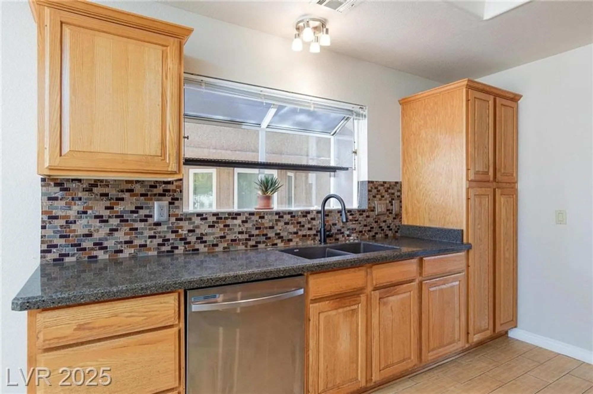 Property Slideshow image 14 of 39 | 8925 litchfield ave, Las Vegas, NV, 89134