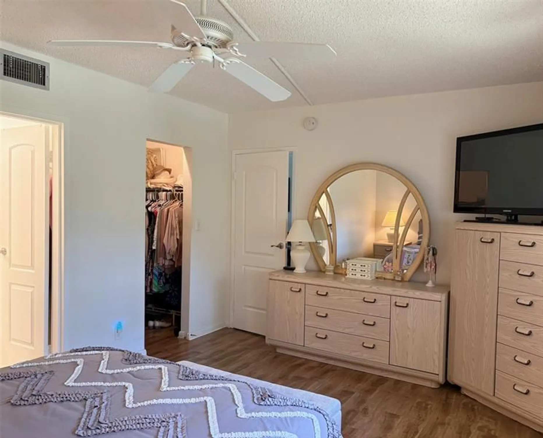 Property Slideshow image 25 of 70 | 1055 country club dr 404, Margate, FL, 33063