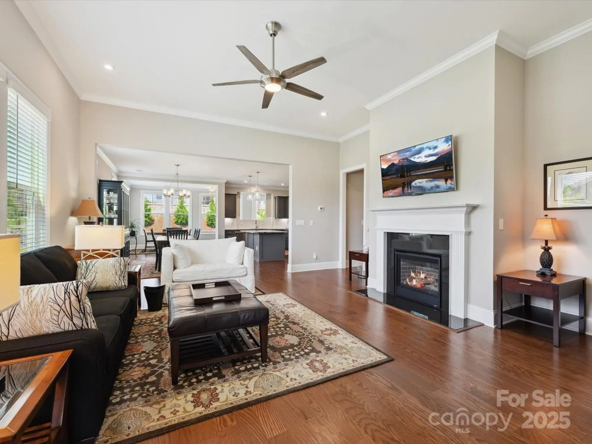 Property Slideshow image 6 of 34 | 10305 superb ln, Charlotte, NC, 28215