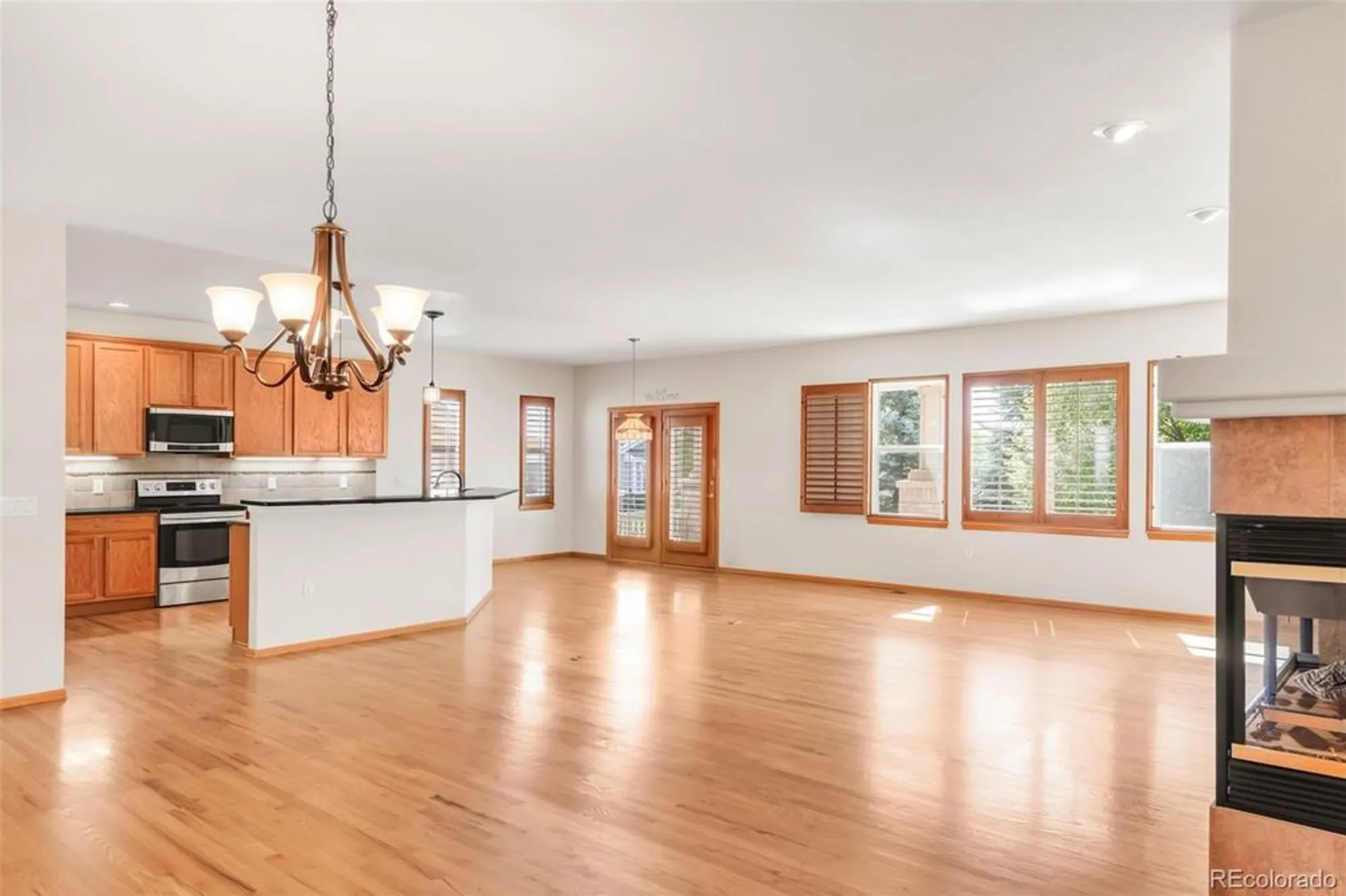 Property Slideshow image 20 of 47 | 23562 e phillips pl, Aurora, CO, 80016