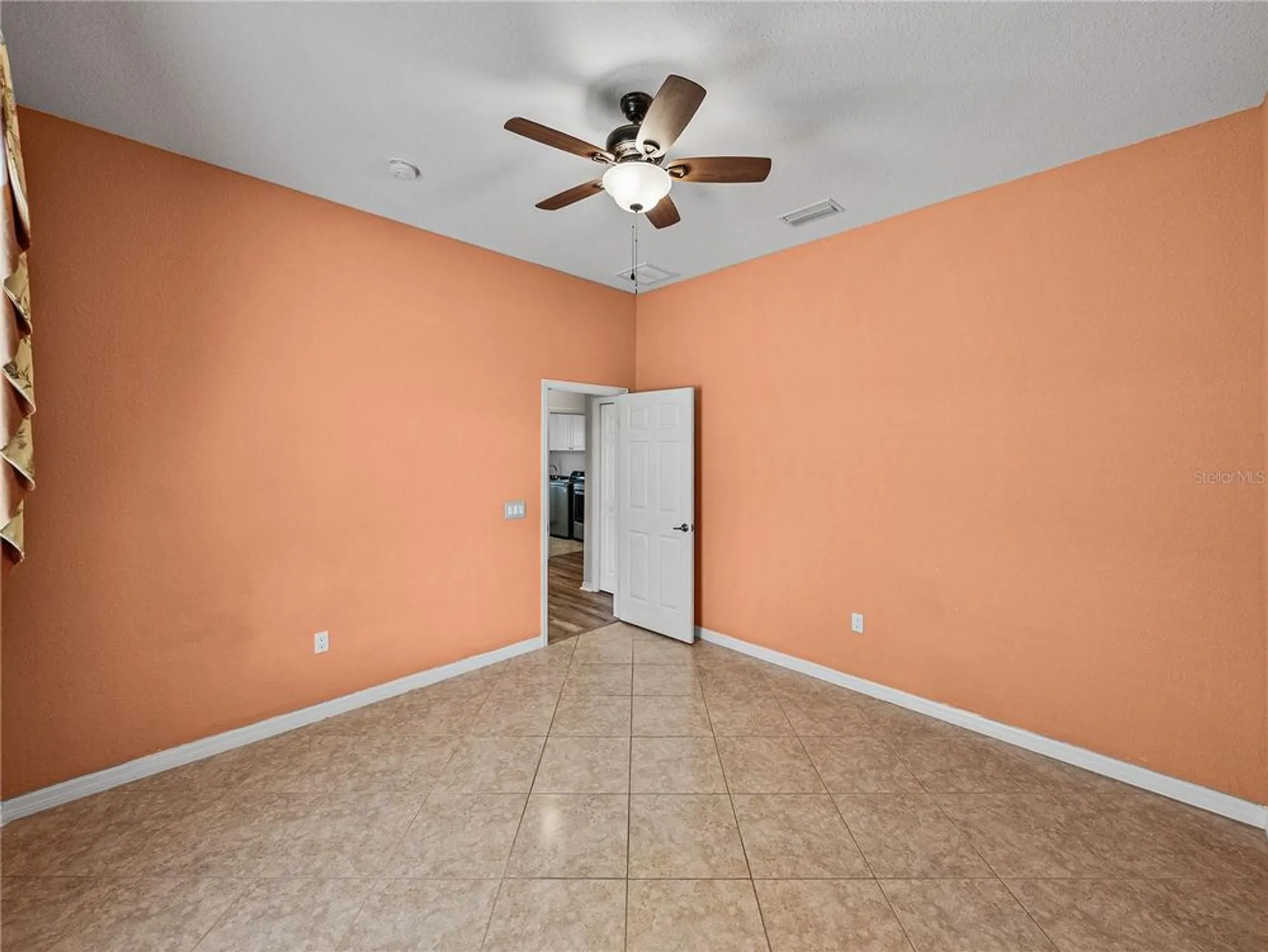Property Slideshow image 39 of 94 | 4004 sable loop dr, Lake Wales, FL, 33859