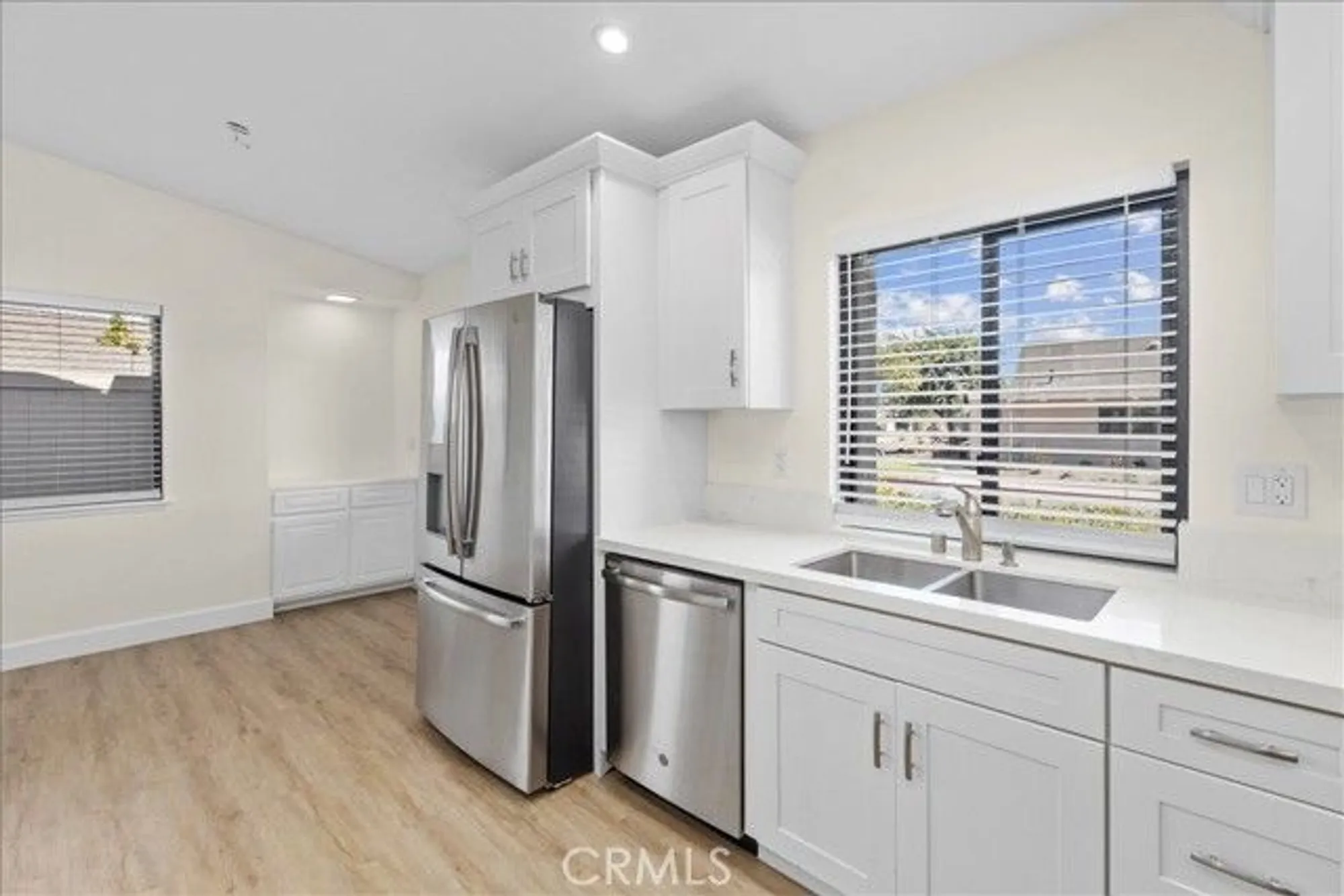 Property Slideshow image 5 of 34 | 8646 butte cir unit 607e, Huntington Beach, CA, 92646