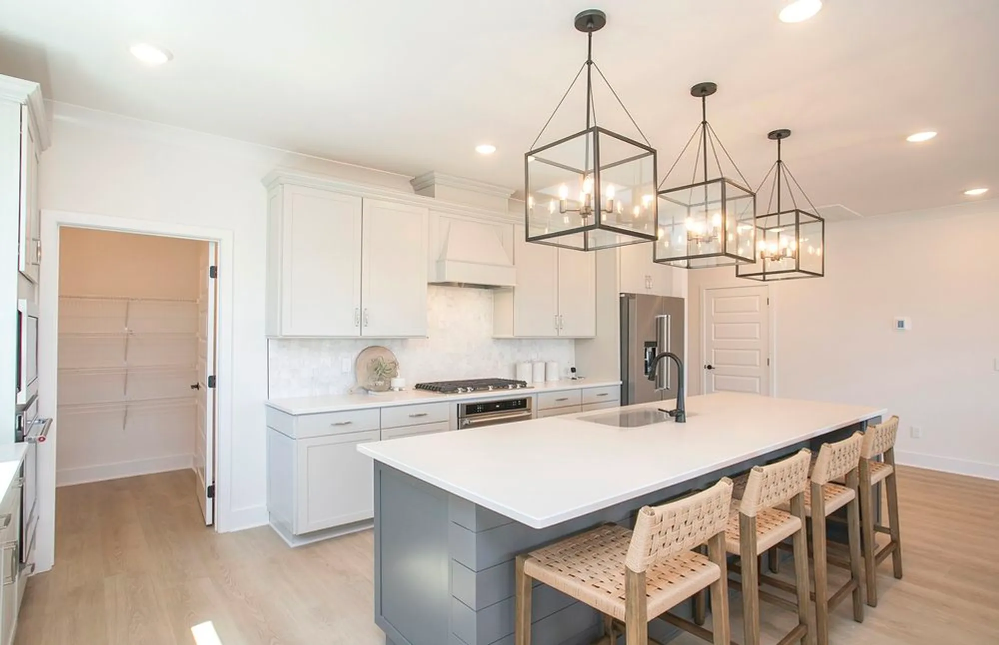 Property Slideshow image 31 of 53 | 806 everglade dr, Lebanon, TN, 37090