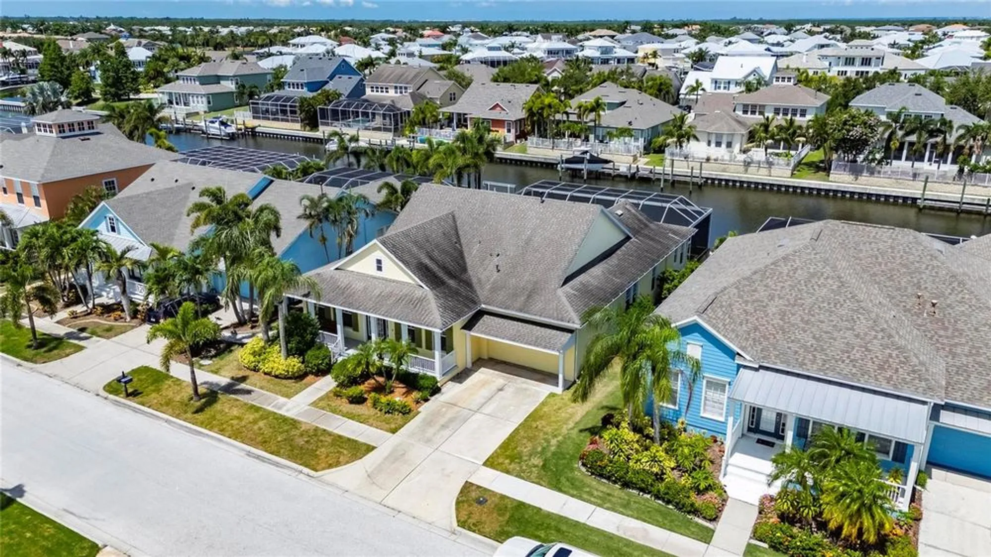 Property Slideshow image 1 of 83 | 5720 tortoise pl, Apollo Beach, FL, 33572