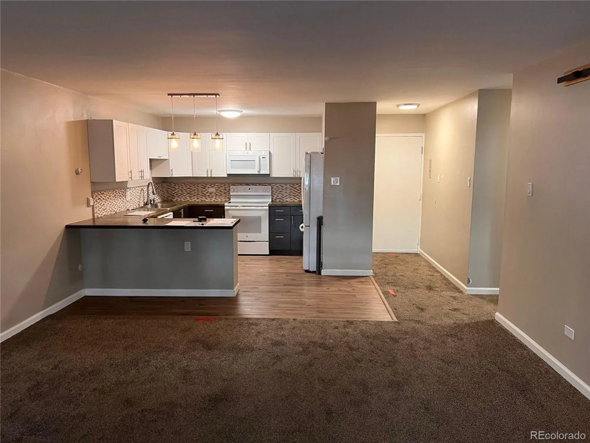 Property Slideshow image 8 of 28 | 660 s alton way 4a, Denver, CO, 80247