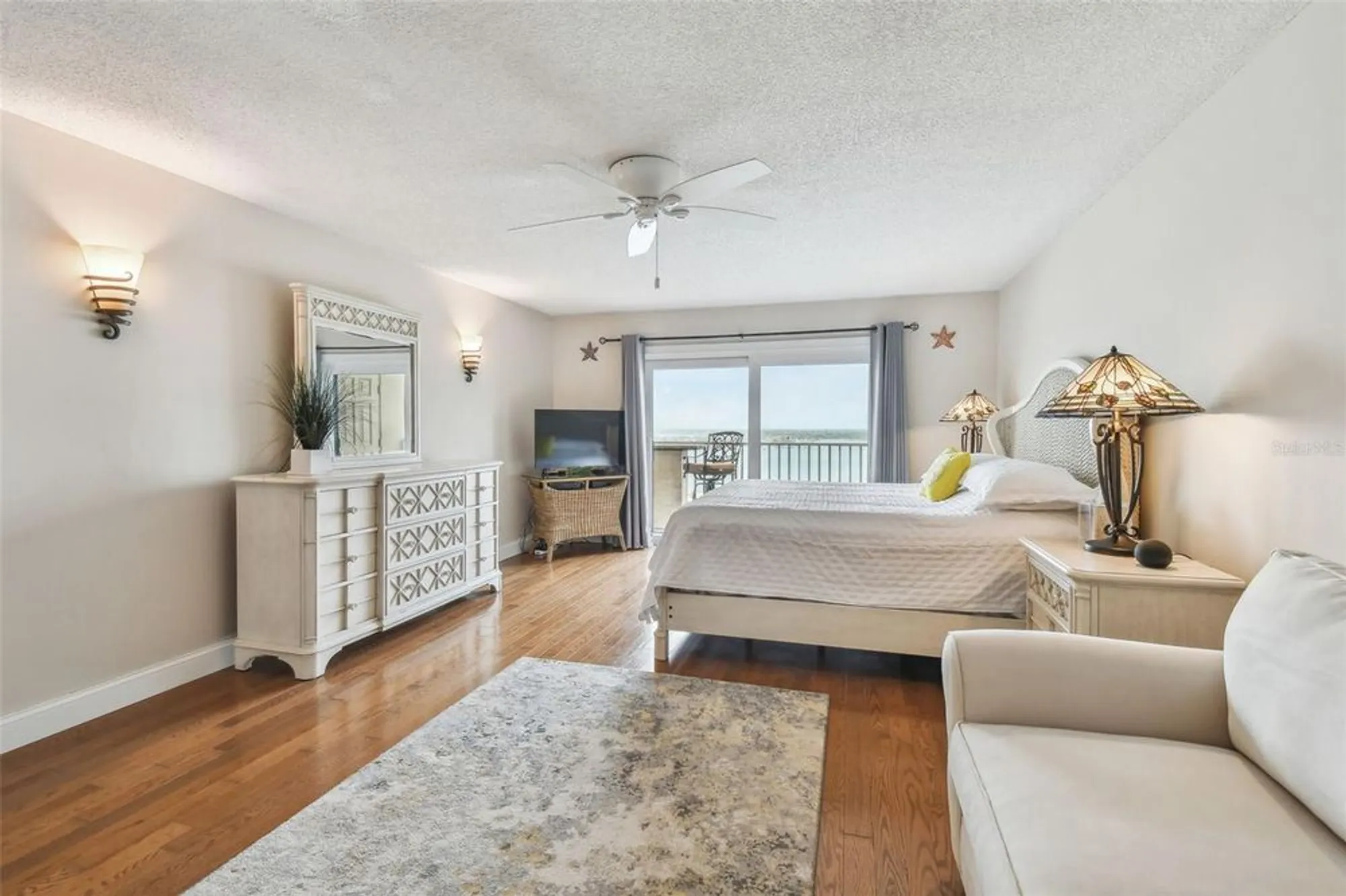Property Slideshow image 38 of 73 | 7300 sun island dr 1705, South Pasadena, FL, 33707