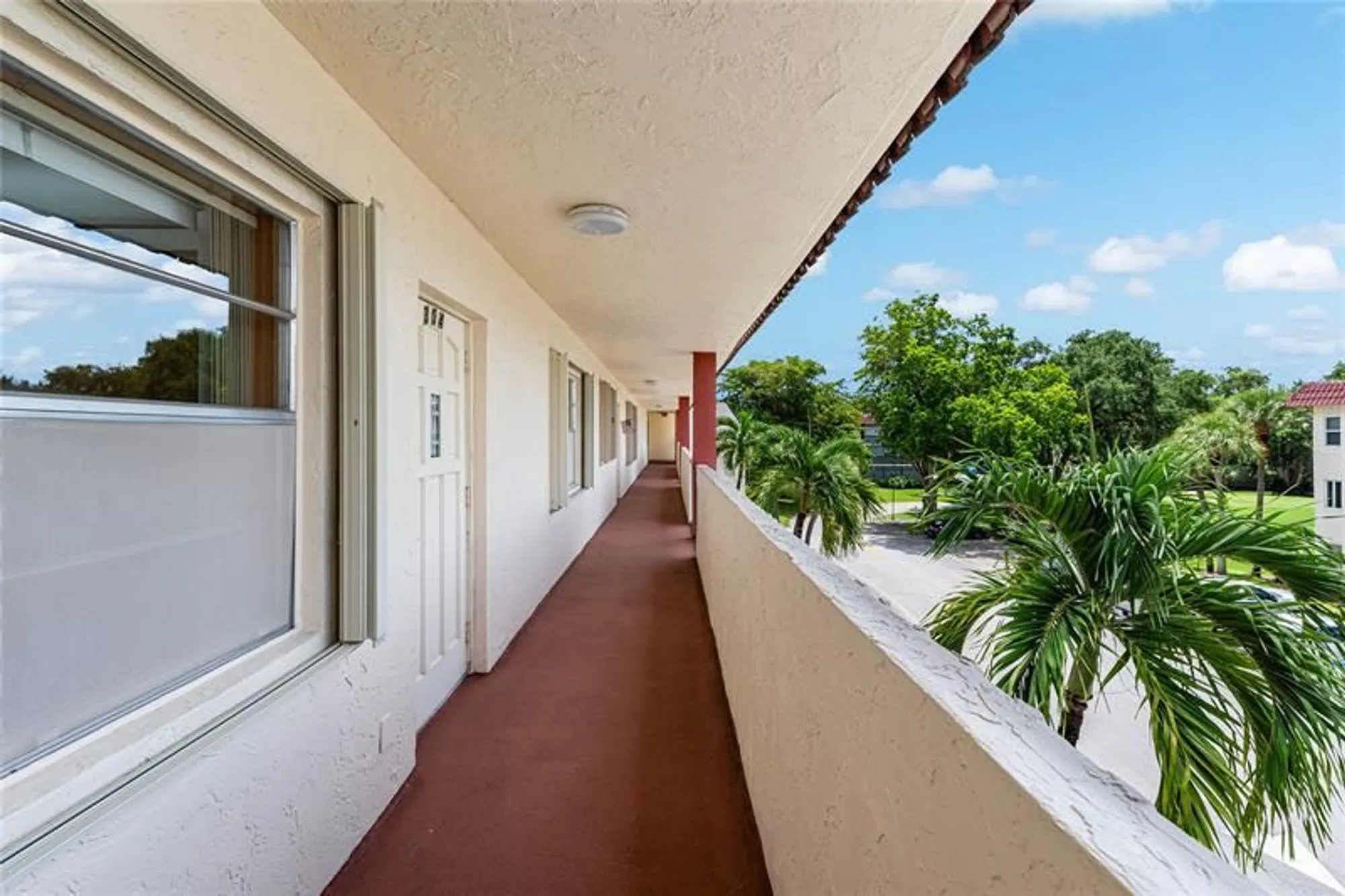 Property Slideshow image 20 of 57 | 271 s hollybrook dr 304, Pembroke Pines, FL, 33025