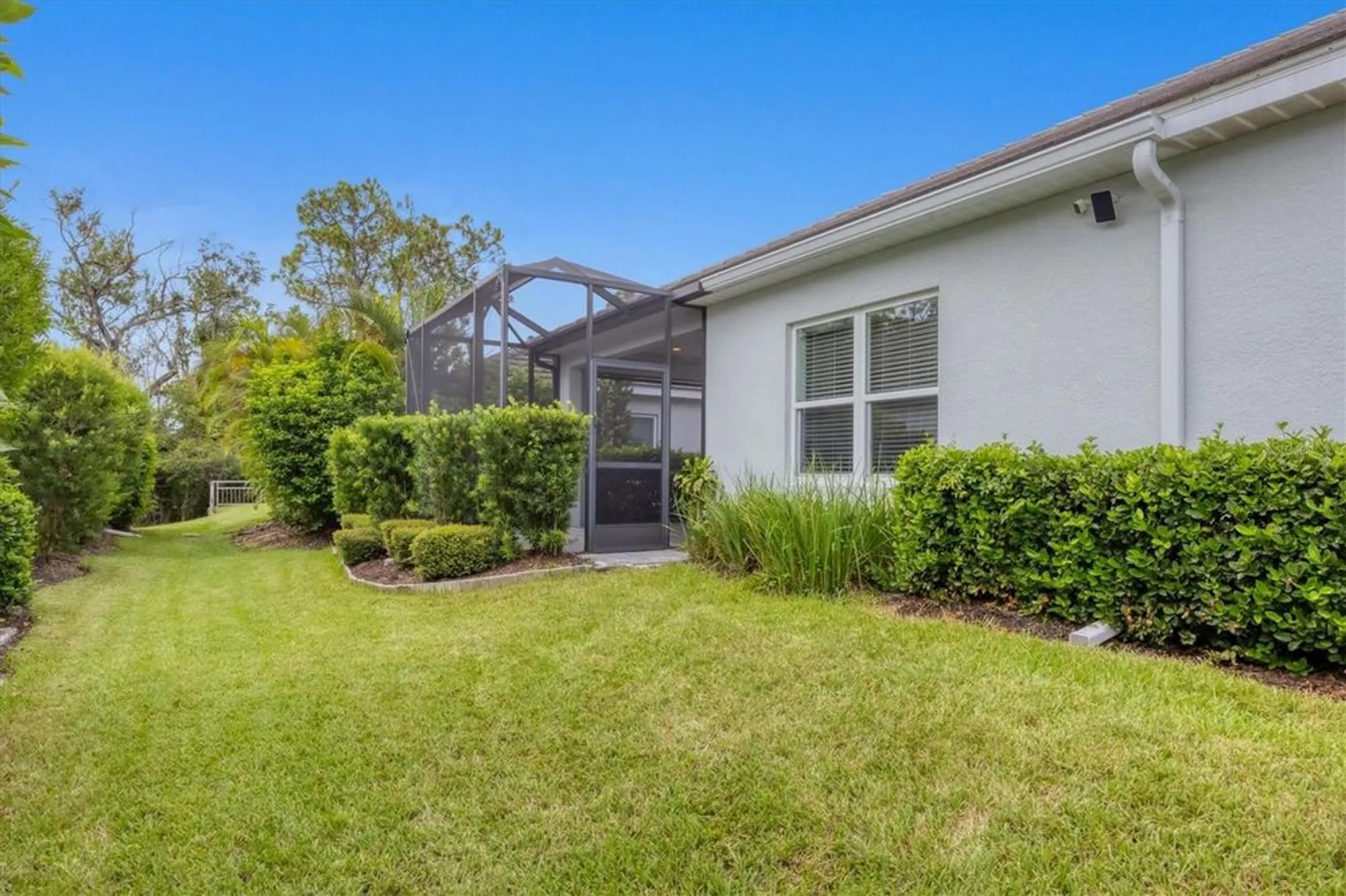 Property Slideshow image 38 of 61 | 3111 sky blue cv, Bradenton, FL, 34211