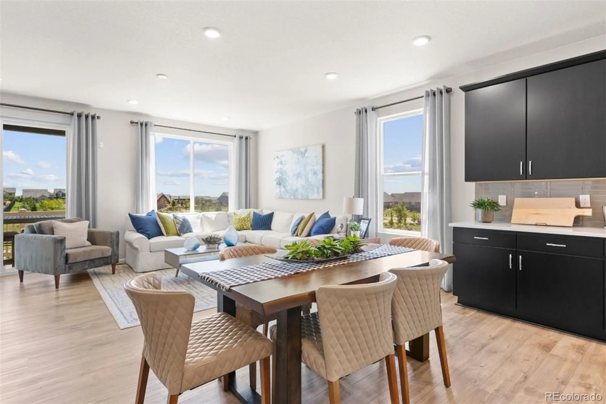 Property Slideshow image 5 of 33 | 22324 e 49th pl, Aurora, CO, 80019