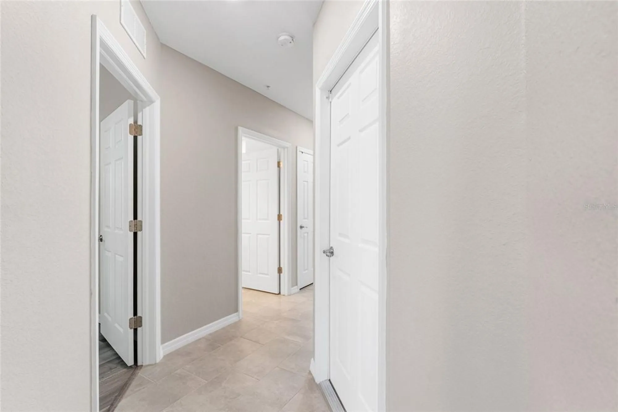 Property Slideshow image 26 of 74 | 10038 crooked creek dr unit 103, Venice, FL, 34293