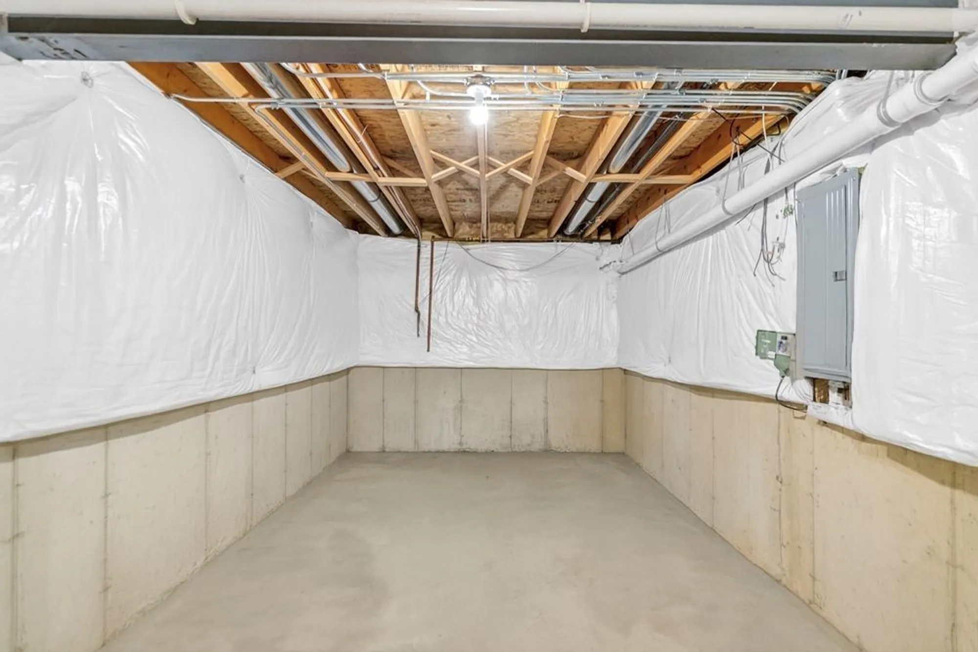 Property Slideshow image 56 of 71 | 2660 harnish dr, Algonquin, IL, 60102