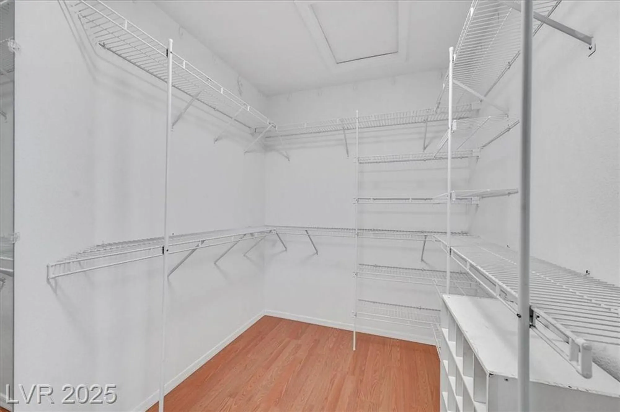 Property Slideshow image 22 of 45 | 3109 hawksdale dr, Las Vegas, NV, 89134