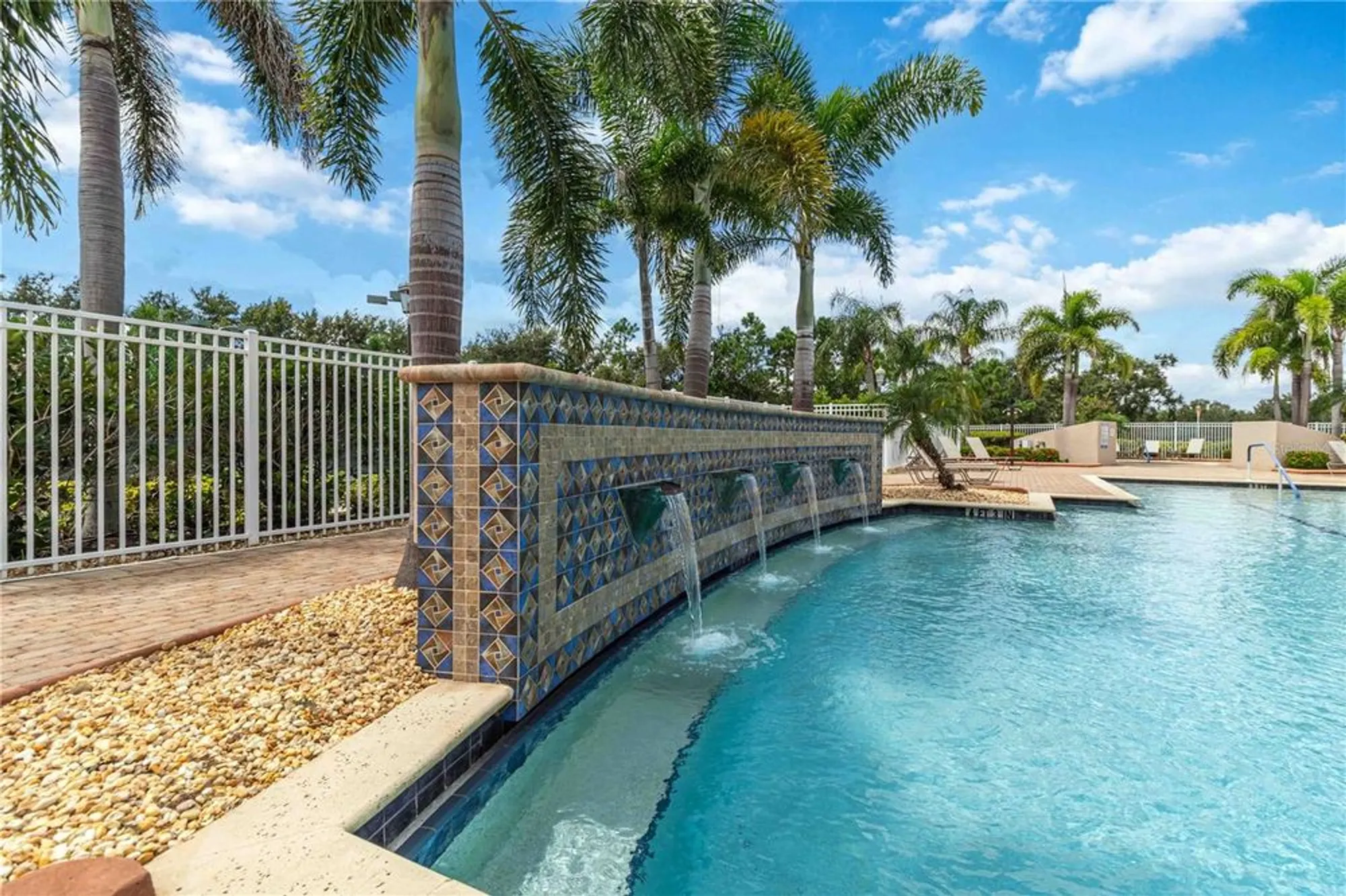 Property Slideshow image 25 of 29 | 6531 43rd ct, Sarasota, FL, 34243