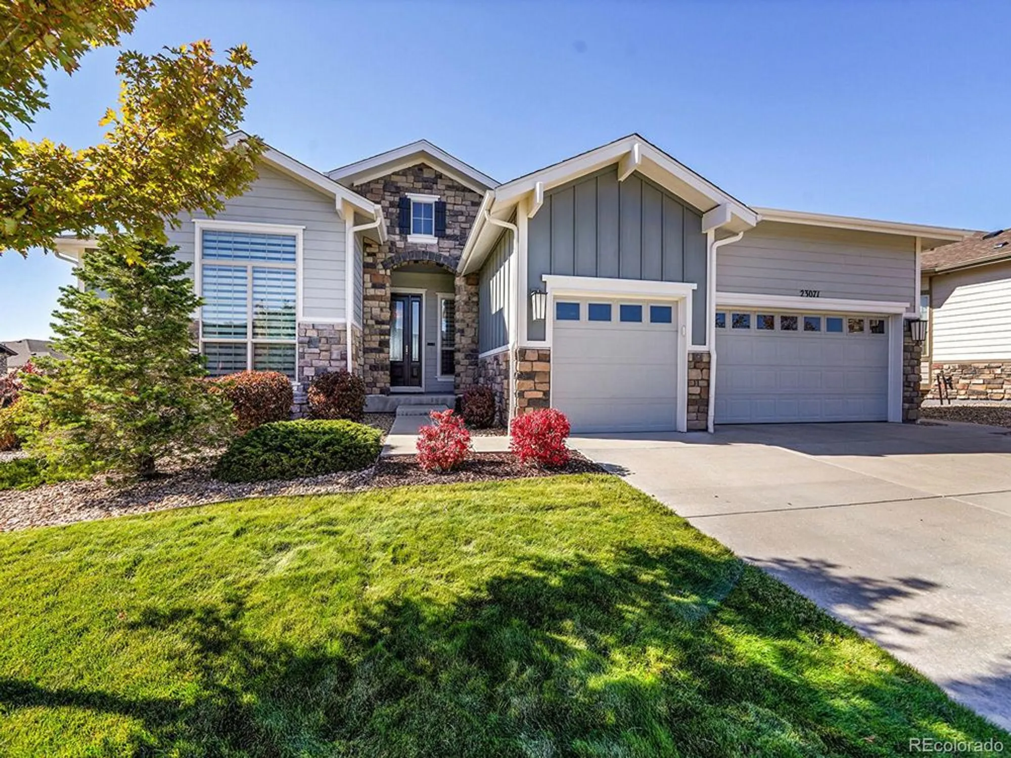 Property Slideshow image 11 of 47 | 23071 e del norte cir, Aurora, CO, 80016
