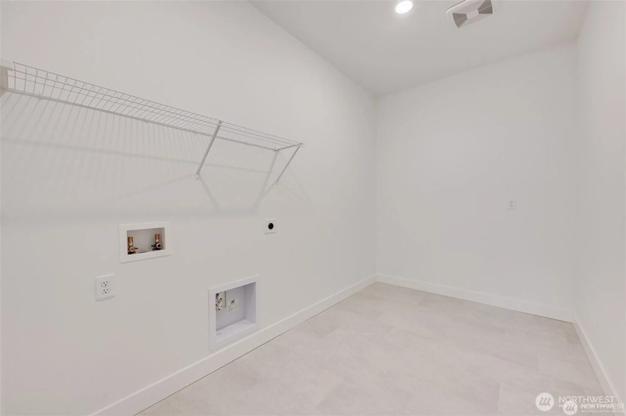 Property Slideshow image 12 of 37 | 29208 217th pl se # 34, Black Diamond, WA, 98010