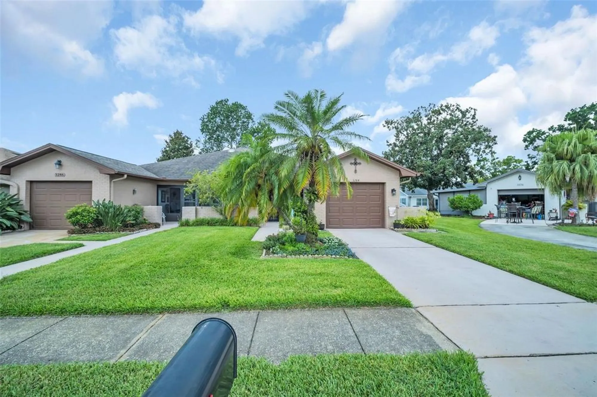 Property Slideshow image 6 of 55 | 3284 gorse ct, Palm Harbor, FL, 34684