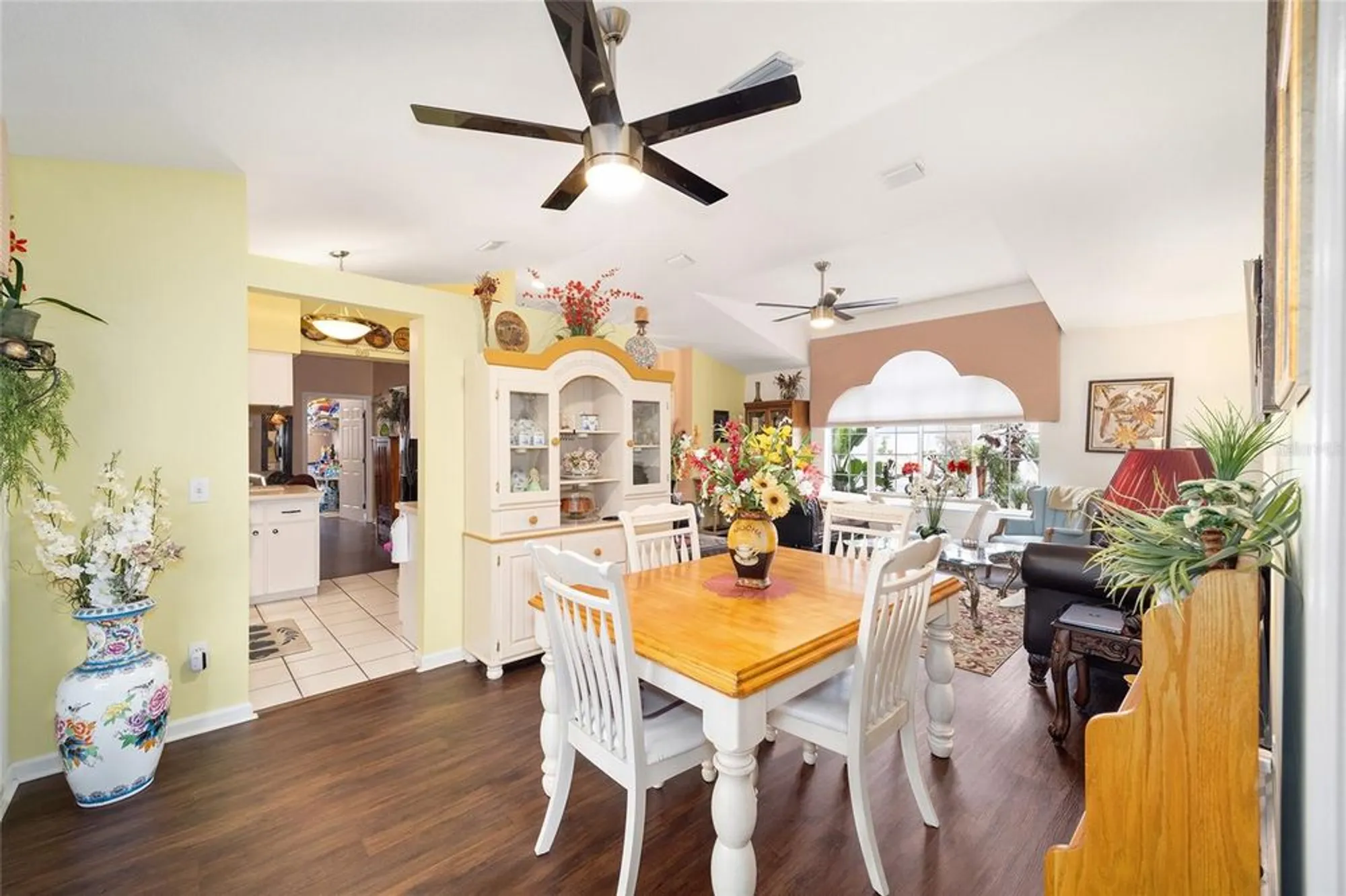 Property Slideshow image 23 of 69 | 5470 nw 26th ln, Ocala, FL, 34482