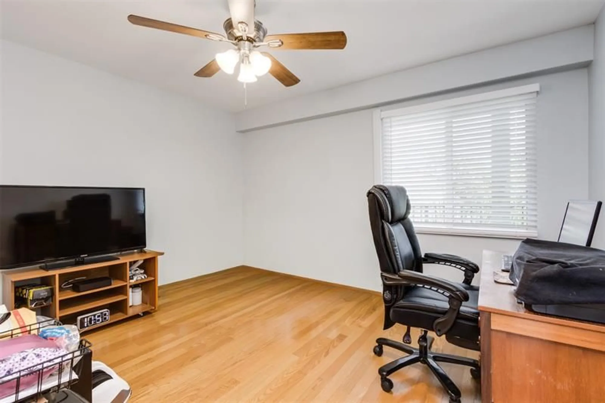 Property Slideshow image 28 of 35 | 12900 sw 13th st e403, Pembroke Pines, FL, 33027