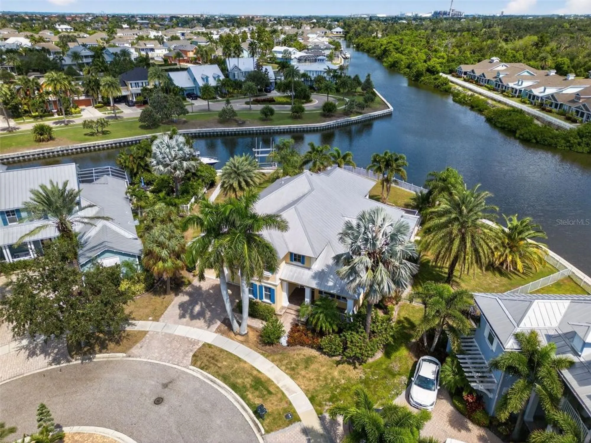 Property Slideshow image 36 of 56 | 5617 seagrass pl, Apollo Beach, FL, 33572