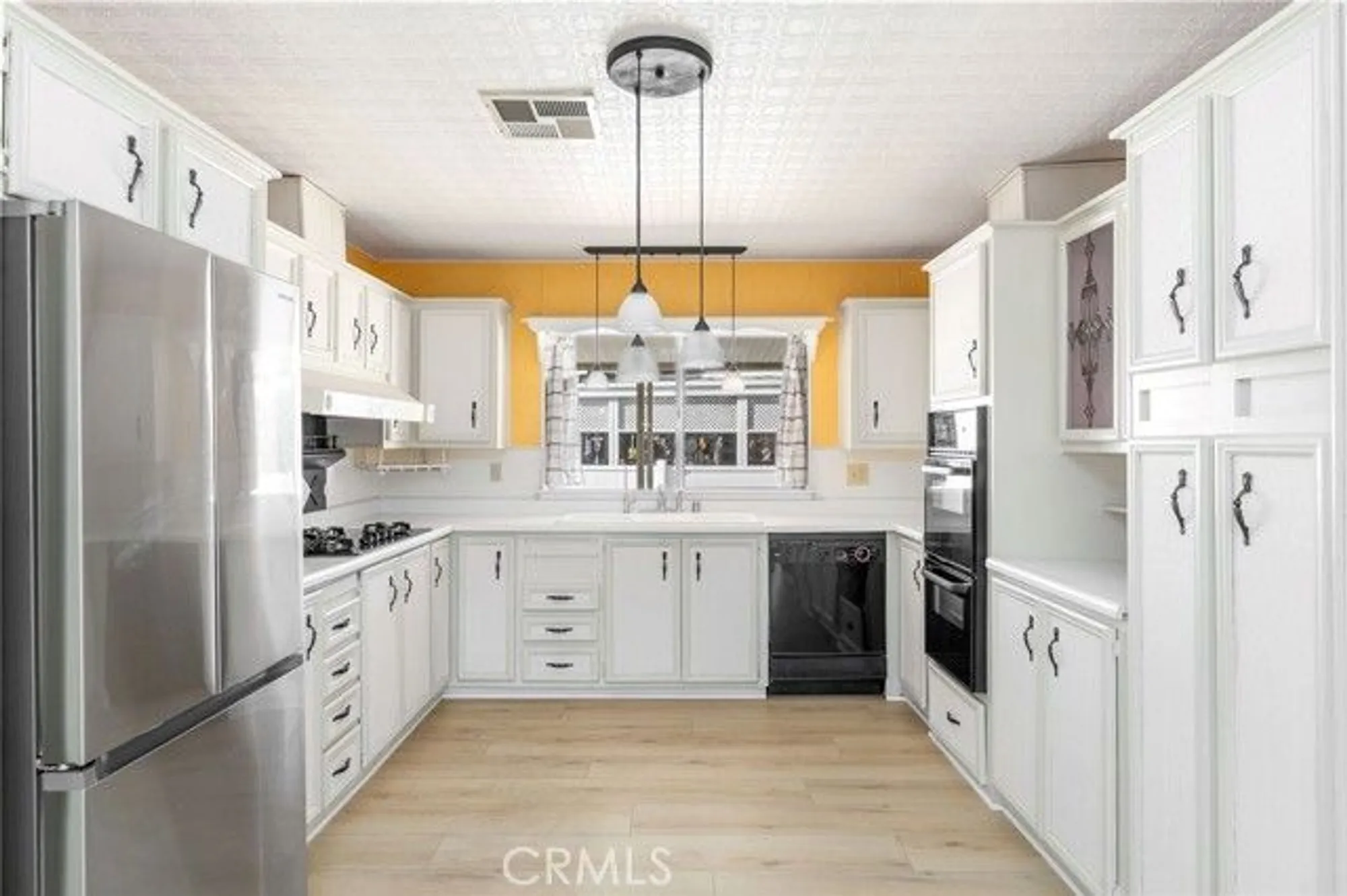 Property Slideshow image 7 of 44 | 29045 calle del buho, Murrieta, CA, 92563