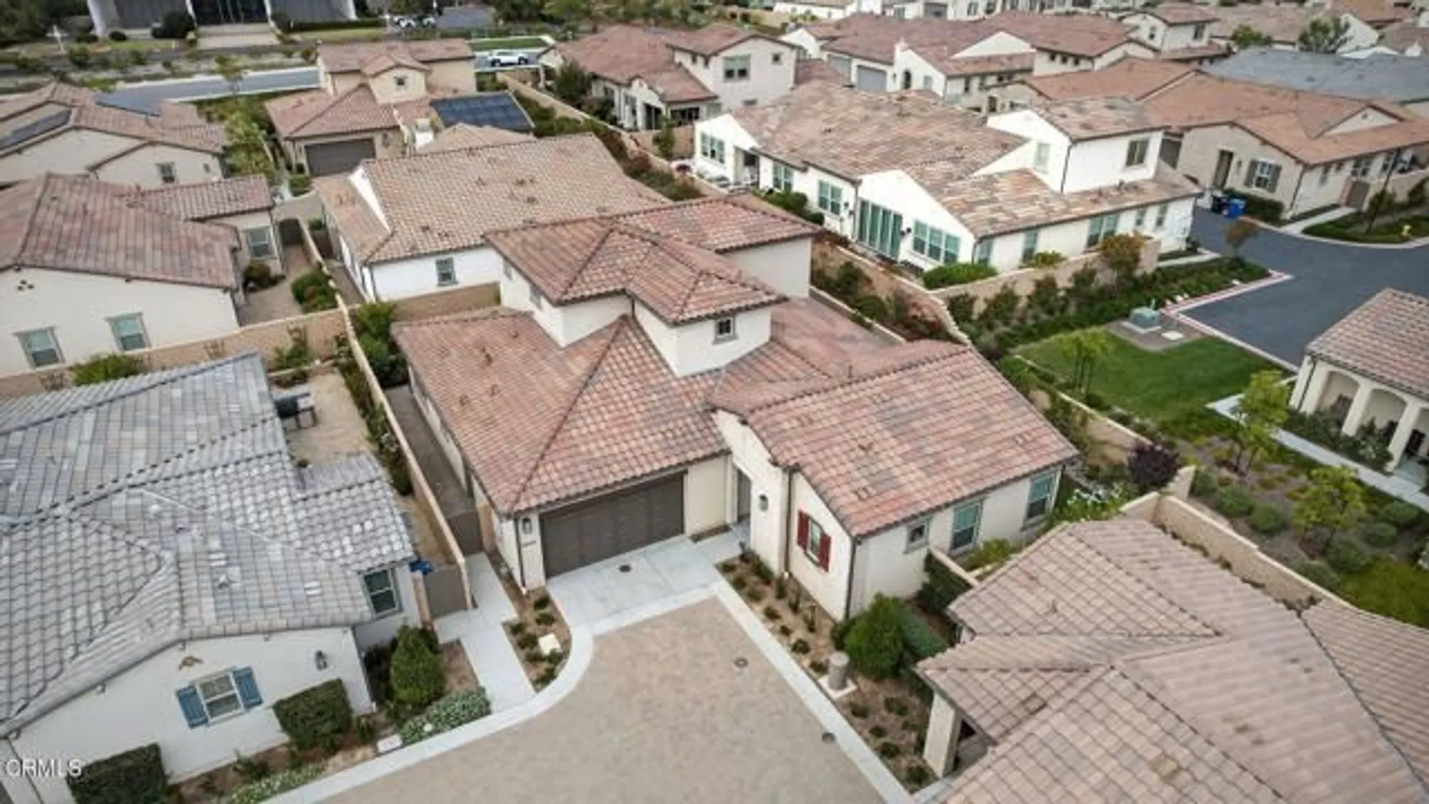 Property Slideshow image 63 of 78 | 2420 quartsite dr, Camarillo, CA, 93012