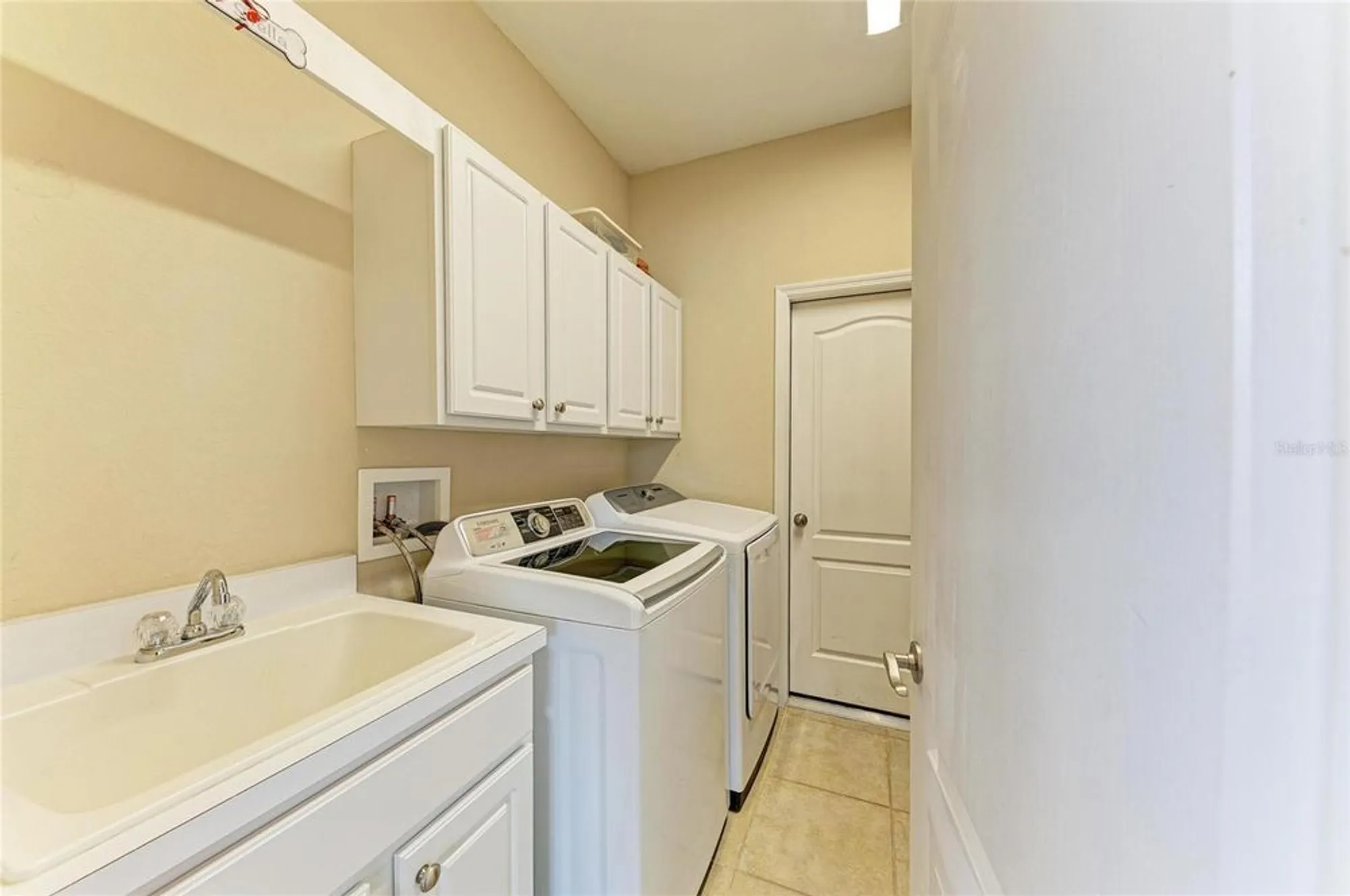 Property Slideshow image 42 of 89 | 235 river enclave ct, Bradenton, FL, 34212