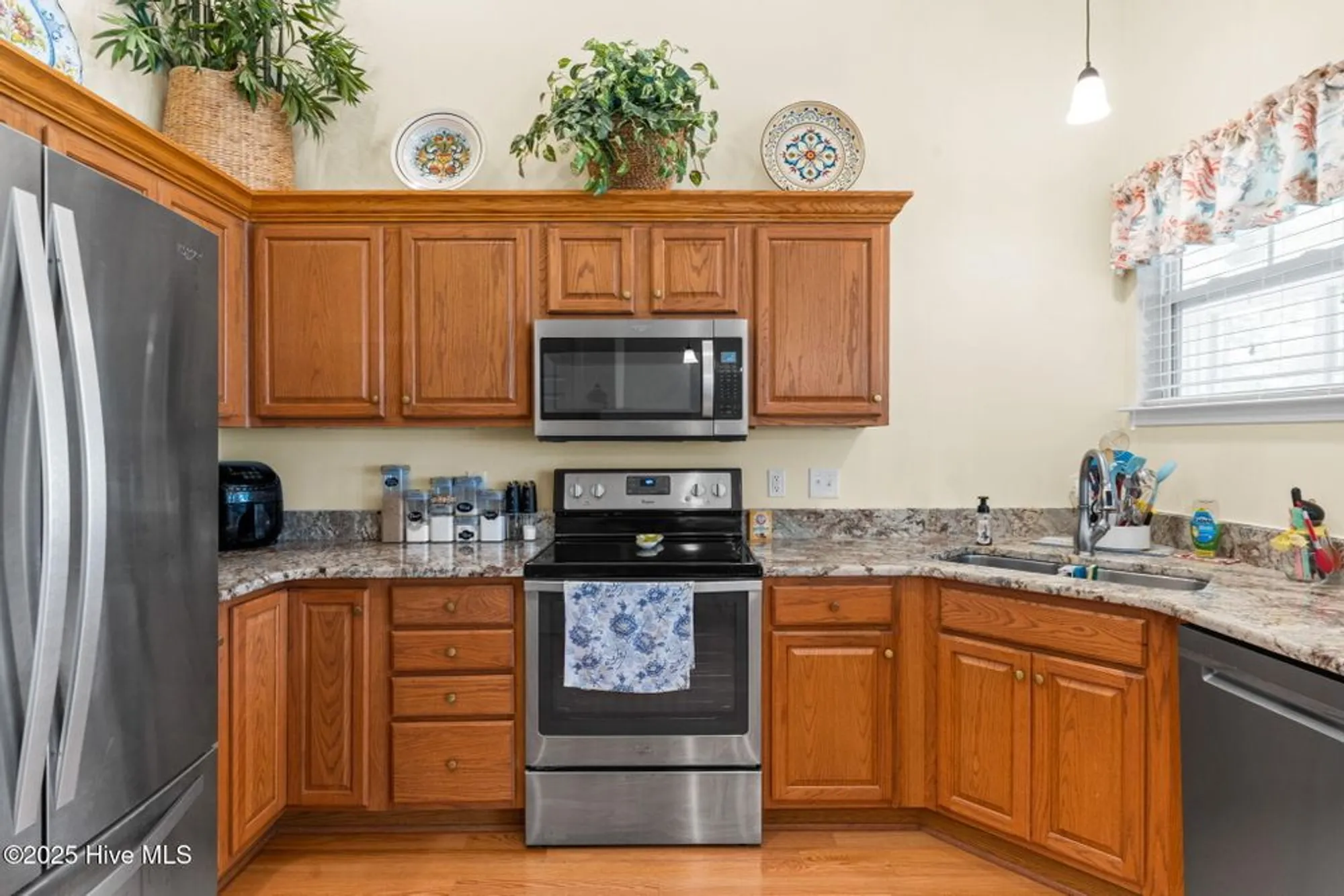 Property Slideshow image 12 of 36 | 675 meadowbrook ln, Calabash, NC, 28467