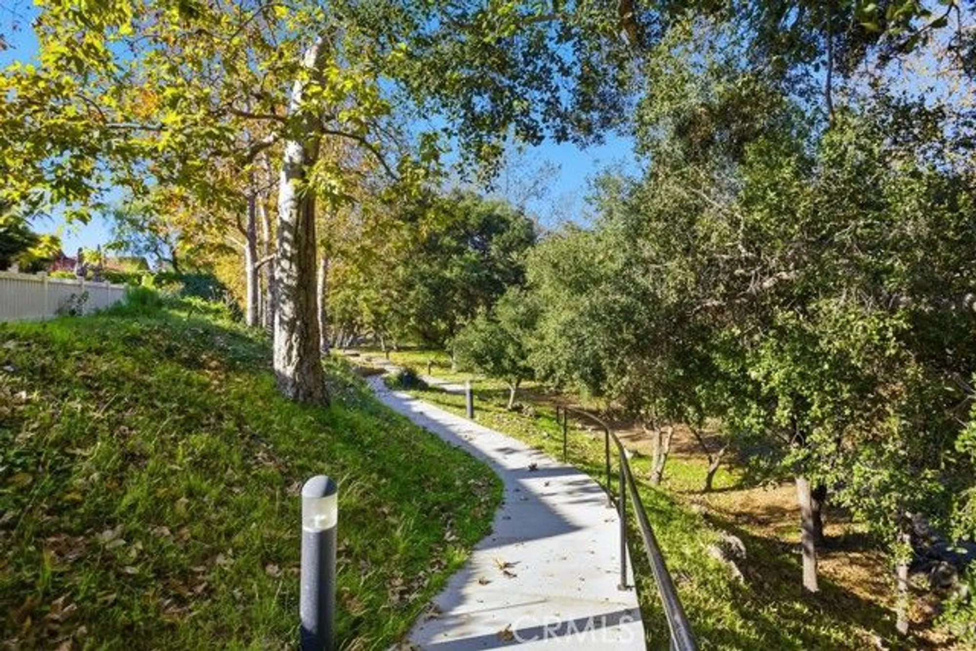 Property Slideshow image 43 of 52 | 1069 belleza st, Camarillo, CA, 93012