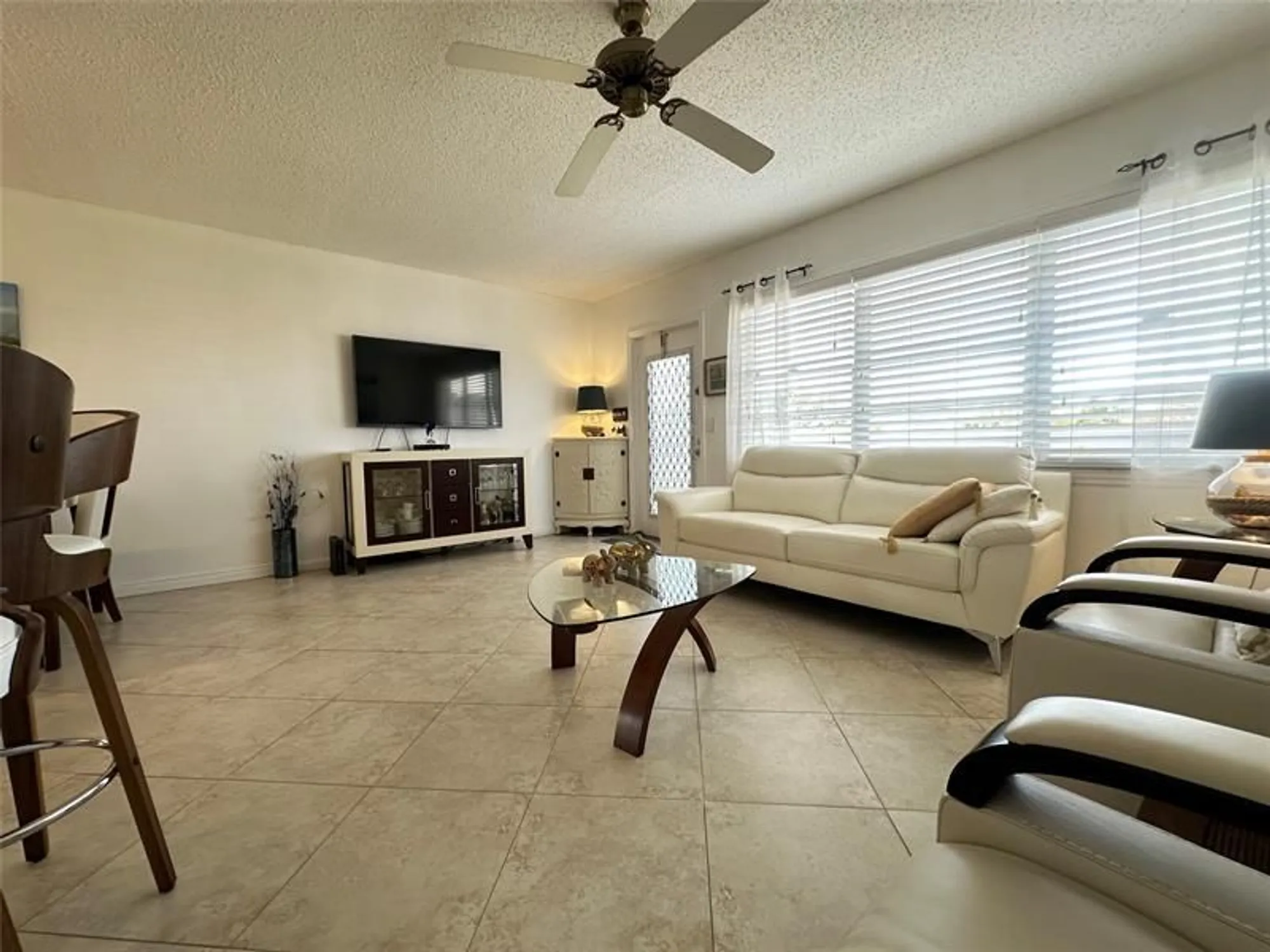 Property Slideshow image 5 of 64 | 4108 cambridge e unit e, Deerfield Beach, FL, 33442