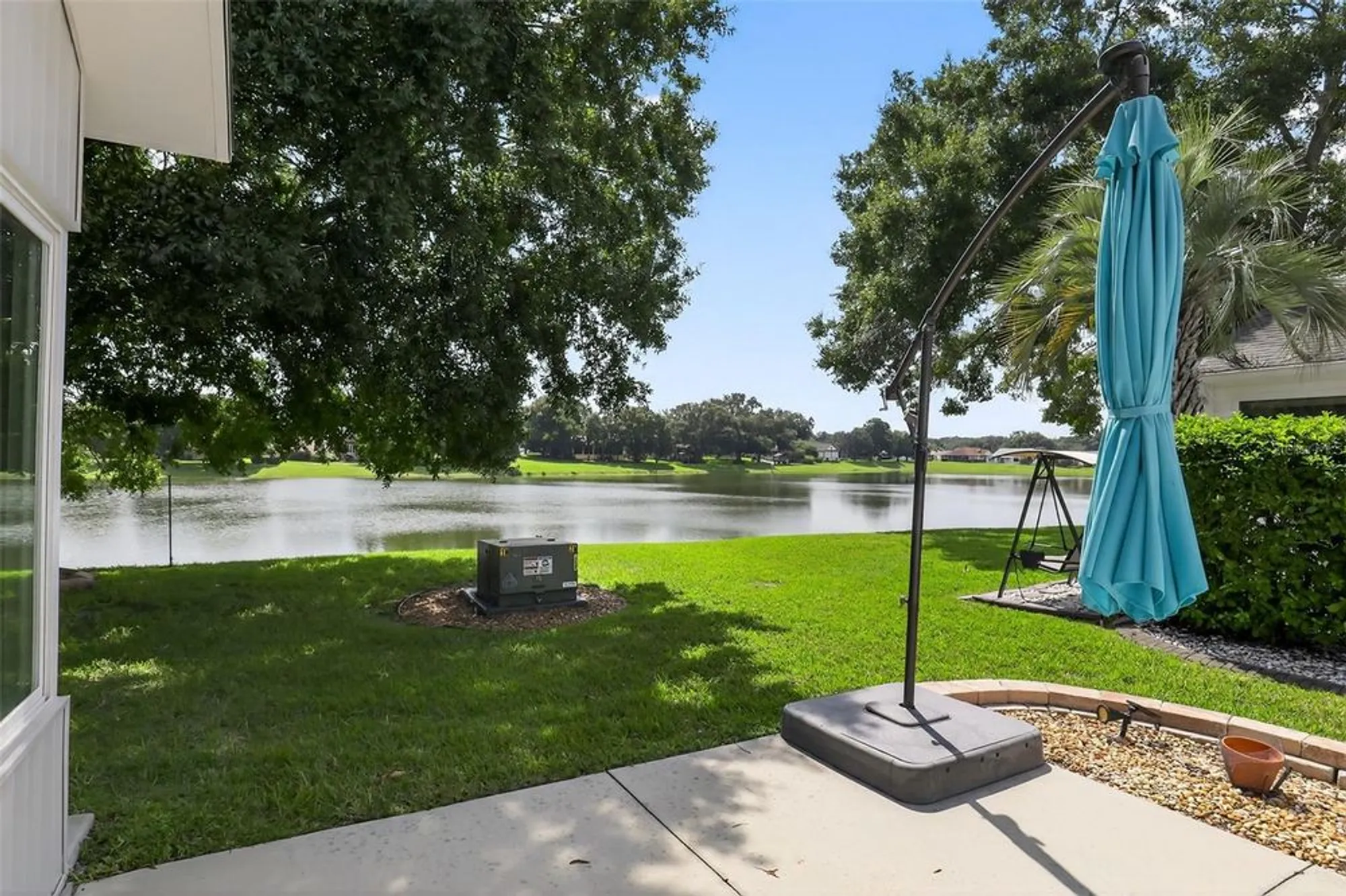 Property Slideshow image 6 of 32 | 411 del mar dr, Lady Lake, FL, 32159