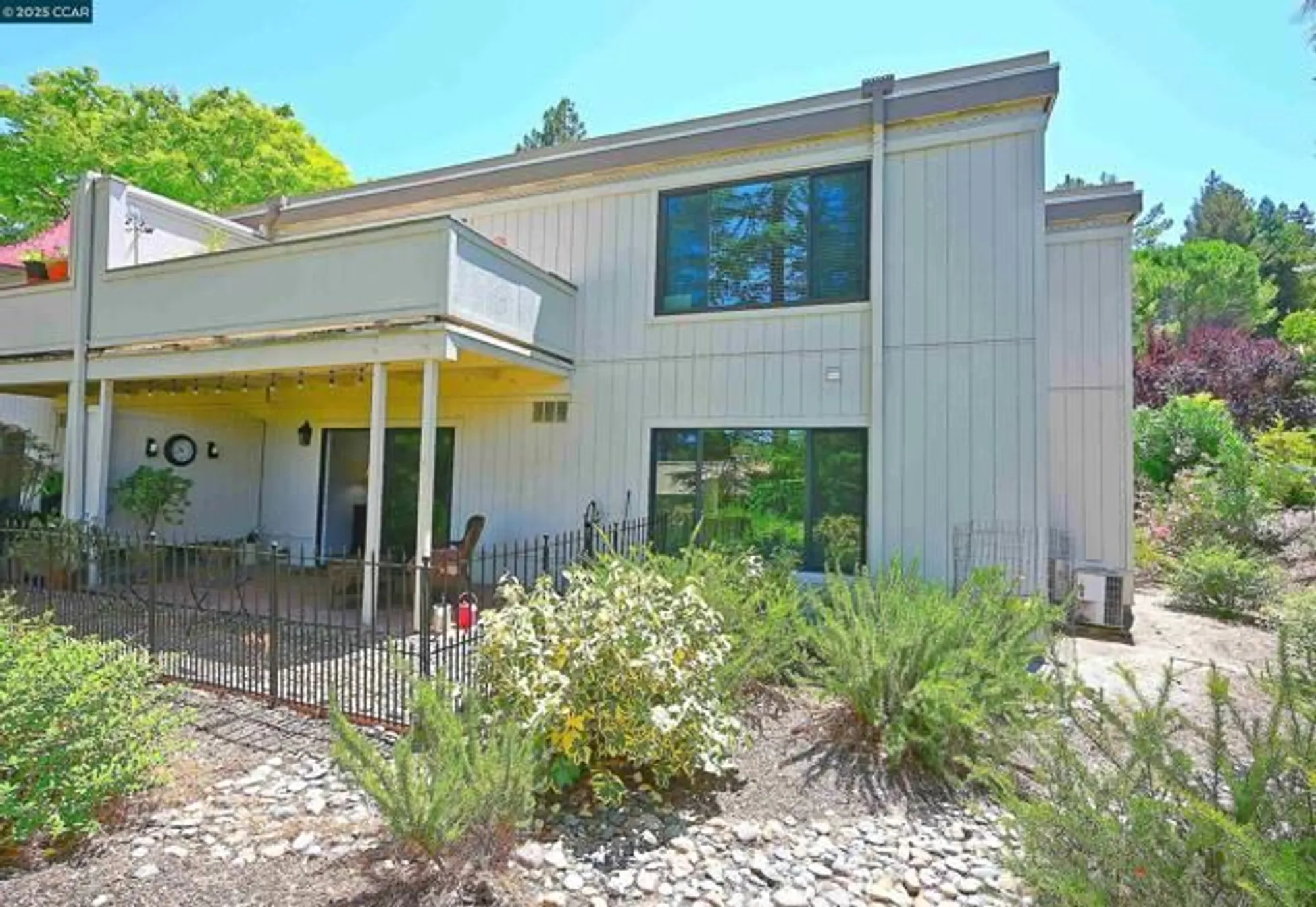 Property Slideshow image 11 of 60 | 1332 canyonwood ct apt 2, Walnut Creek, CA, 94595
