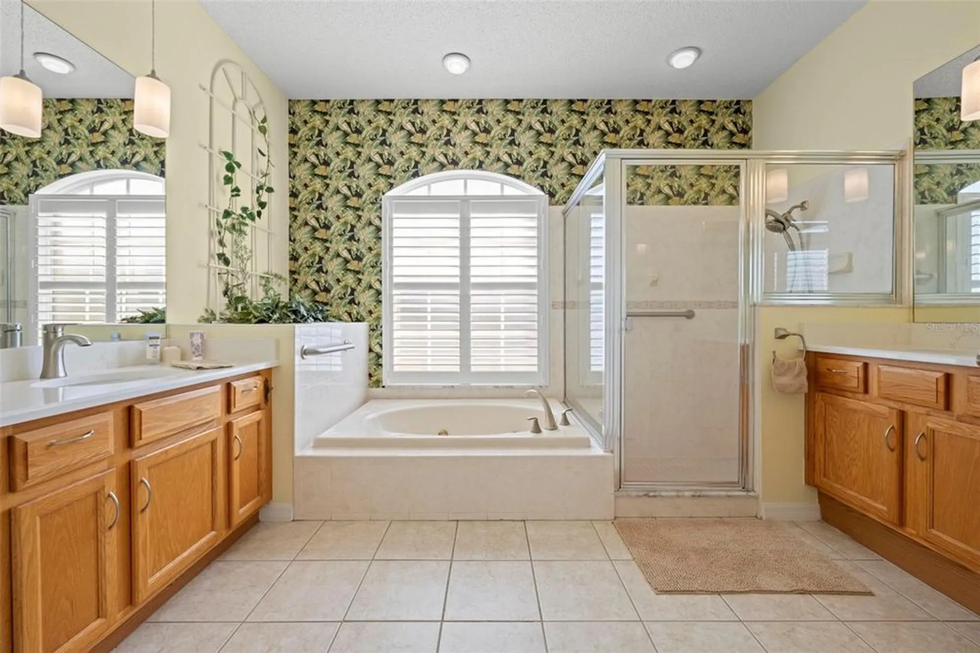 Property Slideshow image 36 of 54 | 332 mcintosh ct, Spring Hill, FL, 34609